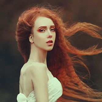 Warmth, Desire, Sensuality - Hundreds of red wig and hairpieces with a 10% discount 