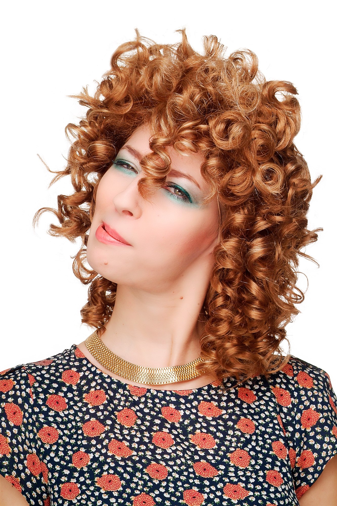 hochwertige Qualitätsperücken, Perücke Dunkelblond Locken Volumen WL-2342-27H24B, Ansicht 5, WIG ME UP: Ihr Perücken Online Shop lockige Tressen-Perücke Mittelblond-Hellblond-Mix schulterlange Haare für Damen