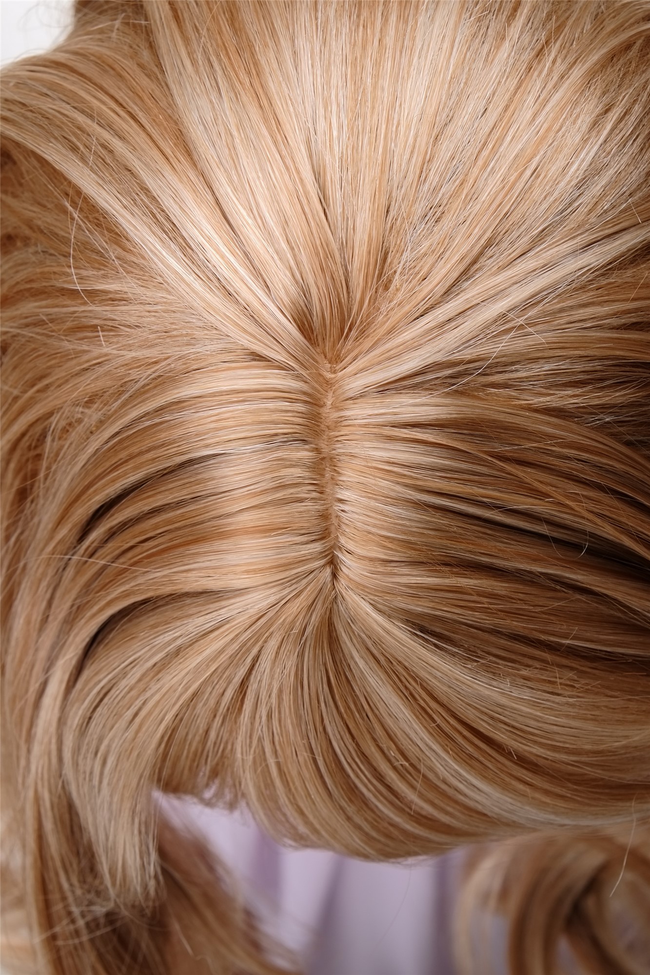 hochwertige Qualitätsperücken, Elegante Damen Perücke lange lockige Haare Pony Erdbeer-Blond-Mix 3001-27T613, Ansicht 5, WIG ME UP: Ihr Perücken Online Shop wellige Tressen-Perücke mit Kopfhaut-Imitat Erdbeerblond-Platinblond-Mix lange Haare für Damen