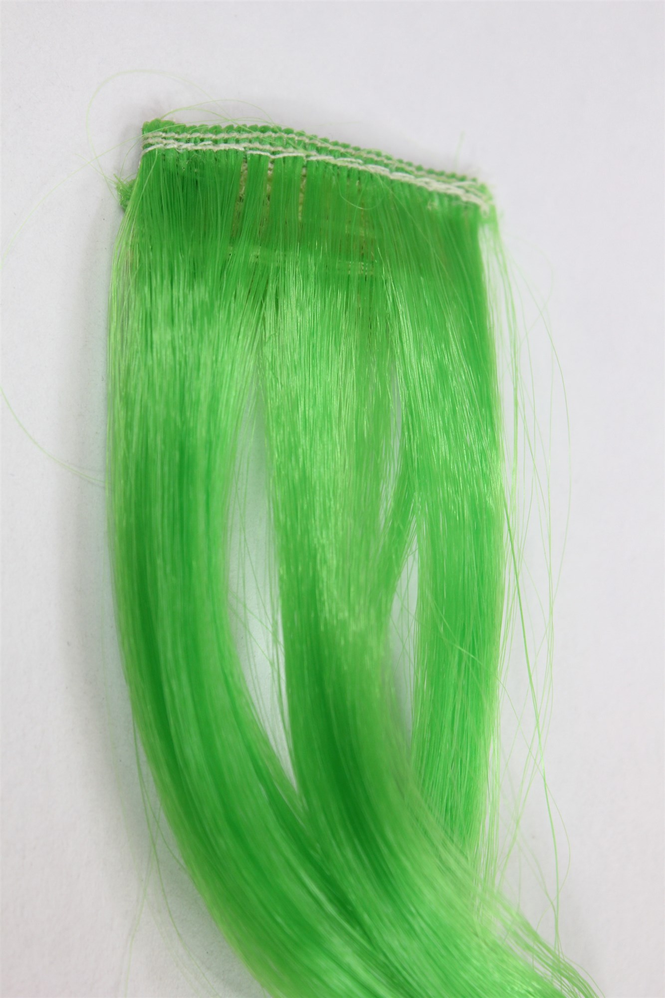 1 Clip-In Extension Strähne wellig Neongrün YZF-P1C18-TF2605, Ansicht 2, WIG ME UP: Ihr Perücken Online Shop wellige Extensions Neongrün 45 cm lang