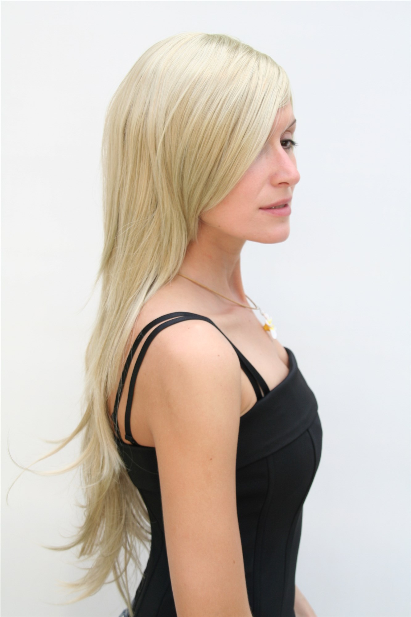 hochwertige Qualitätsperücken, Perücke sehr langes glattes gestuftes Haar Scheitel Blond-Aschblond-Mix 3110-234, Ansicht 2, WIG ME UP: Ihr Perücken Online Shop glatte Tressen-Perücke mit Kopfhaut-Imitat Goldblond-Hell-Aschblond-Mix sehr lange Haare für Damen