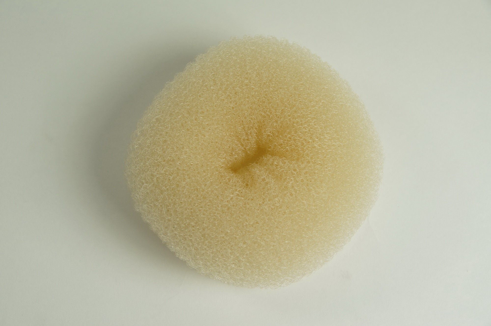 Bun Cushion Donut as Base for Hairbun Hairknot blonde 4x2 inches RH-046, view 2, WIG ME UP: Your Perücken Online Shop Hairnets, Bun Cushions & More, Blonde, straight, short