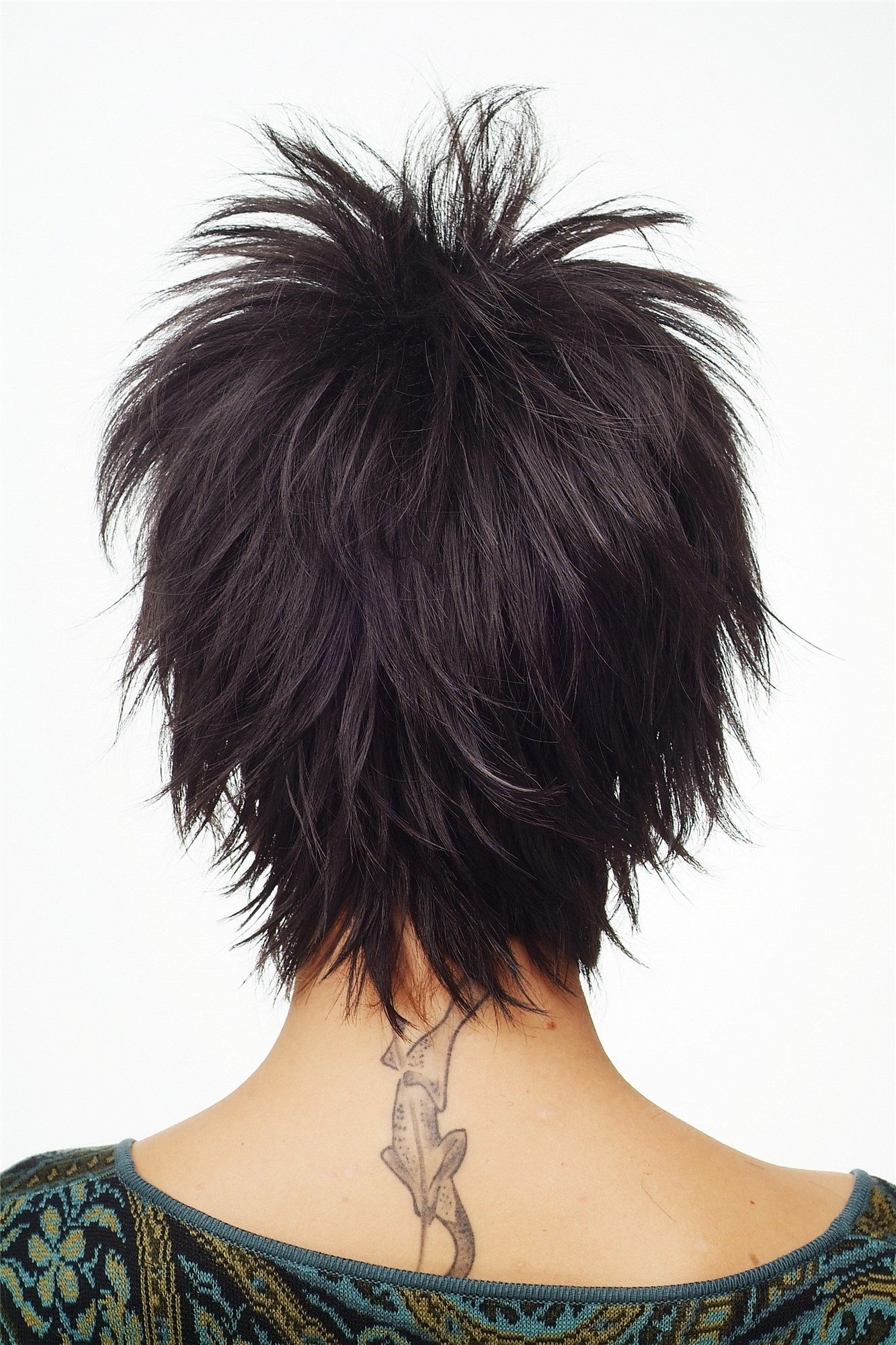 hochwertige Qualitätsperücken, Perücke Kurz Wilde Strähnen Wave 80er Schwarz Modell: BLUE144, Ansicht 4, WIG ME UP: Ihr Perücken Online Shop wellige Tressen-Perücke Schwarzbraun kurze Haare für Damen