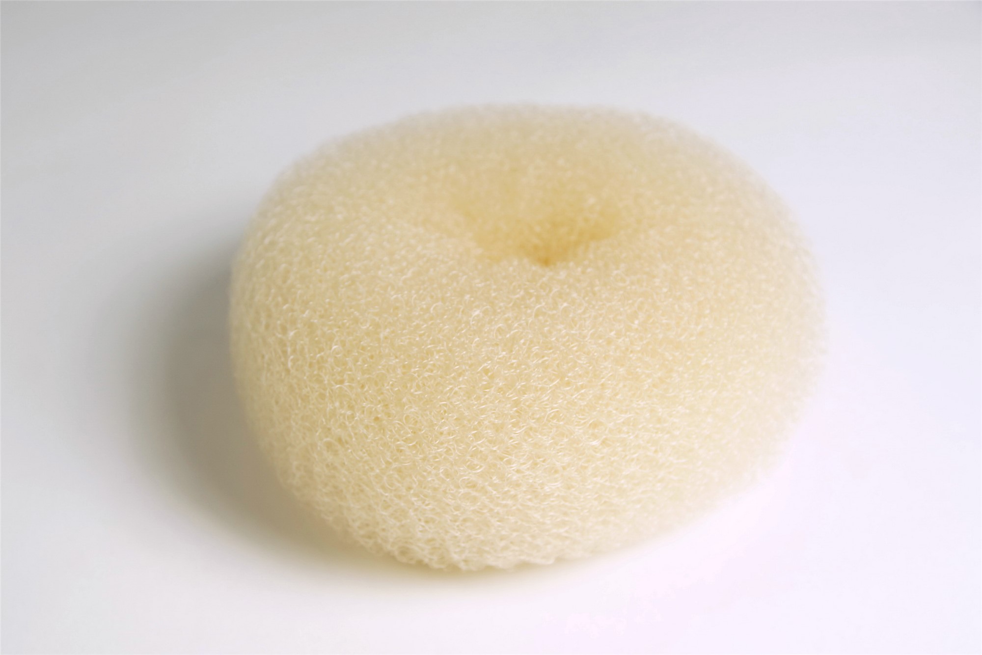 Bun Cushion Donut as Base for Hairbun Hairknot blonde 4x2 inches RH-046, view 3, WIG ME UP: Your Perücken Online Shop Hairnets, Bun Cushions & More, Blonde, straight, short