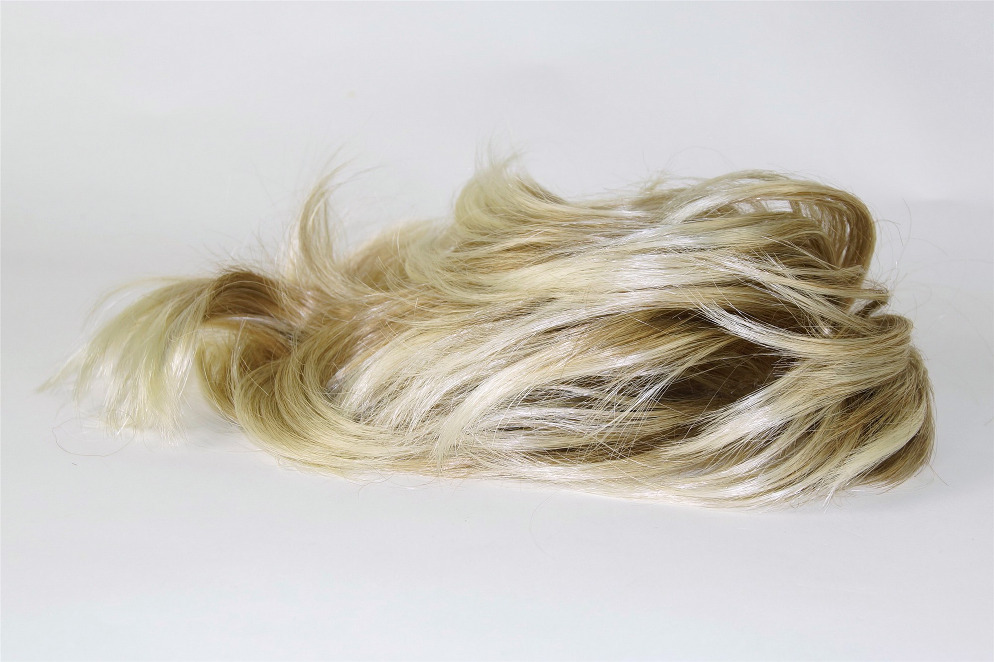 hochwertiger Pferdeschwanz Zopf kurz voluminös gewellt Goldblond Platin gesträhnt XF-6381-15T613, Ansicht 7, WIG ME UP: Ihr Perücken Online Shop welliges Zopf-Haarteil Blond-Mix 25 cm lang