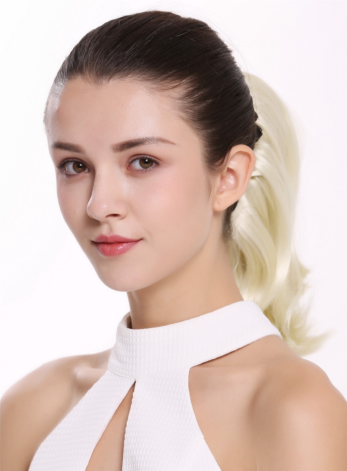 hochwertiges Haarteil Zopf Kurz breit voluminös glatt Platinblond 15-09-613, Ansicht 3, WIG ME UP: Ihr Perücken Online Shop glattes Zopf-Haarteil Platinblond 30 cm lang