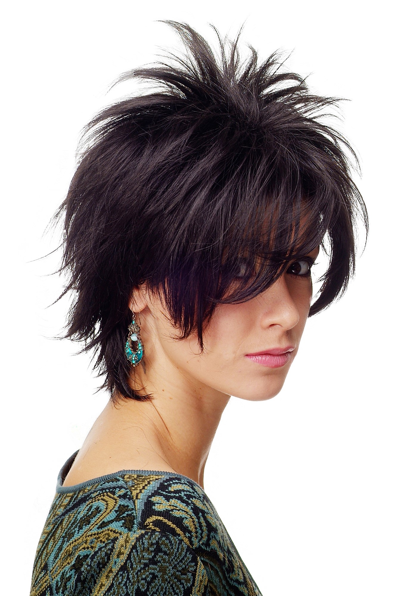 hochwertige Qualitätsperücken, Perücke Kurz Wilde Strähnen Wave 80er Schwarz Modell: BLUE144, Vorderansicht, WIG ME UP: Ihr Perücken Online Shop wellige Tressen-Perücke Schwarzbraun kurze Haare für Damen