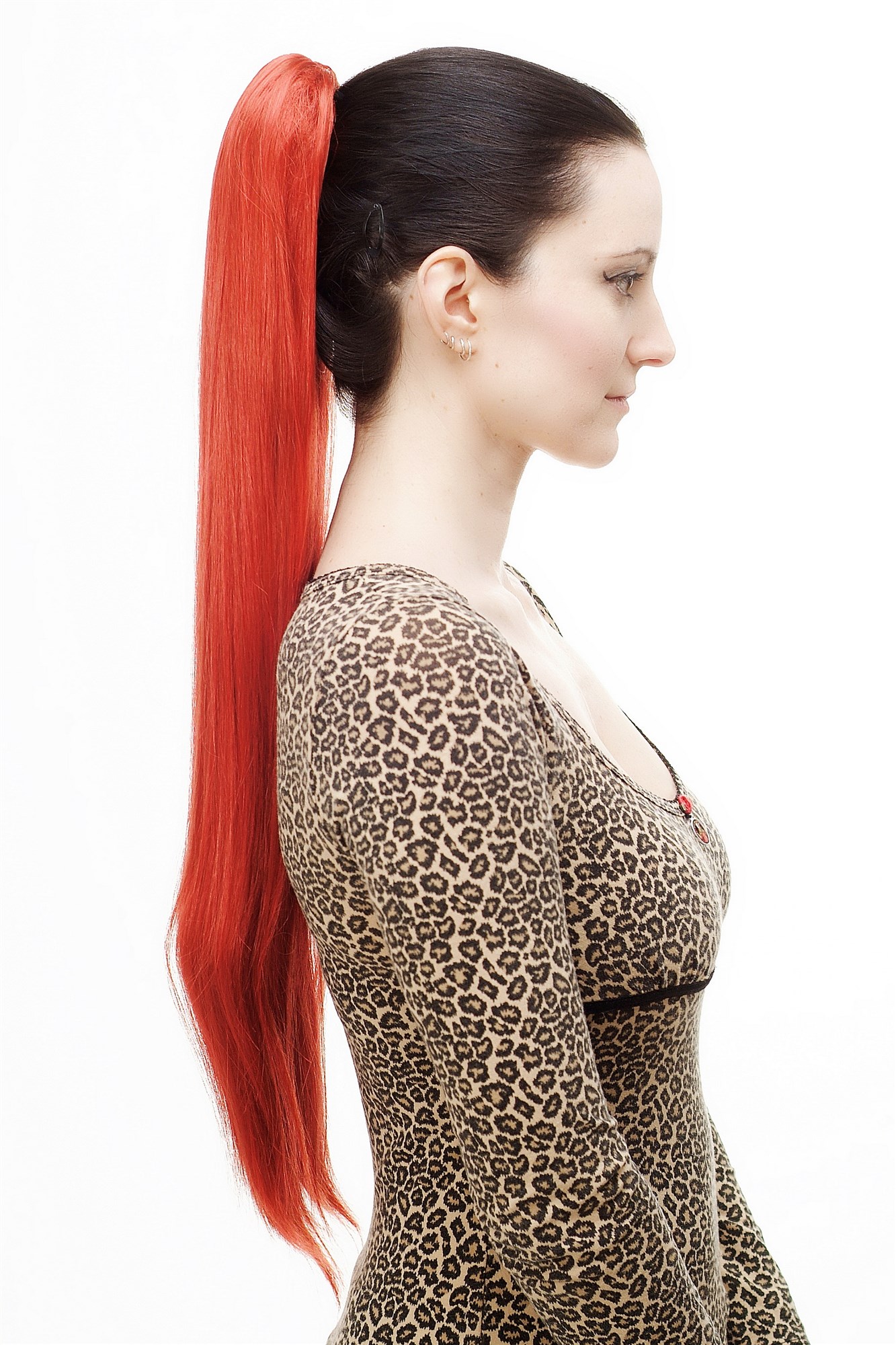 hochwertiges Haarteil Zopf mit Butterfly-Clip sehr lang glatt Rot Feuerrot T113-137, Ansicht 2, WIG ME UP: Ihr Perücken Online Shop glattes Zopf-Haarteil Leuchtend Rot 70 cm lang