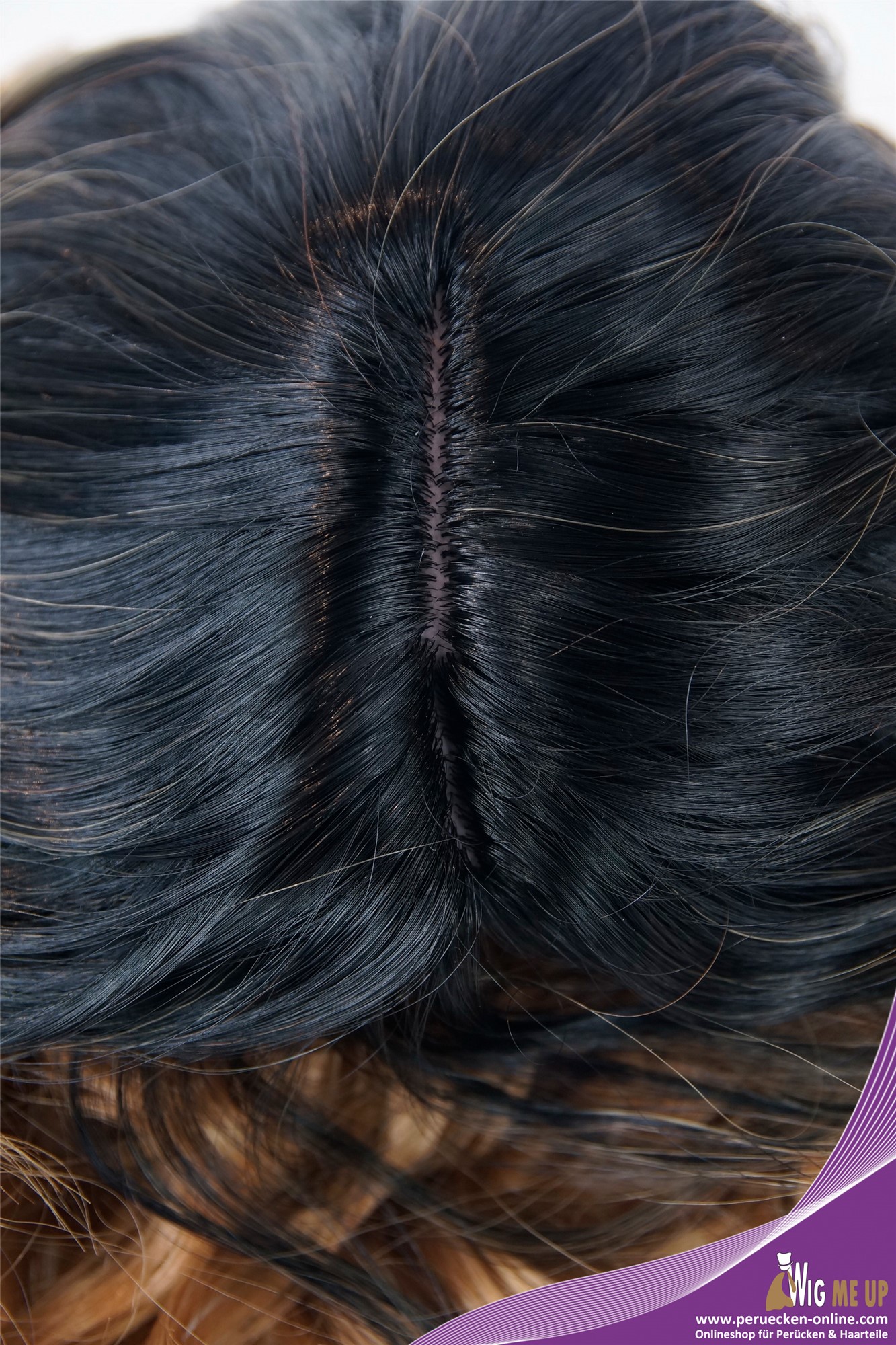 hochwertige Qualitätsperücken, Perücke schulterlang gewellt Scheitel Ombre Balayage Schwarz-Blond-Braun-Mix MS9026-R2/27/30, Ansicht 7, WIG ME UP: Ihr Perücken Online Shop lockige Tressen-Perücke mit Kopfhaut-Imitat Schwarz-Blond-Braun-Mix kurze Haare für Damen