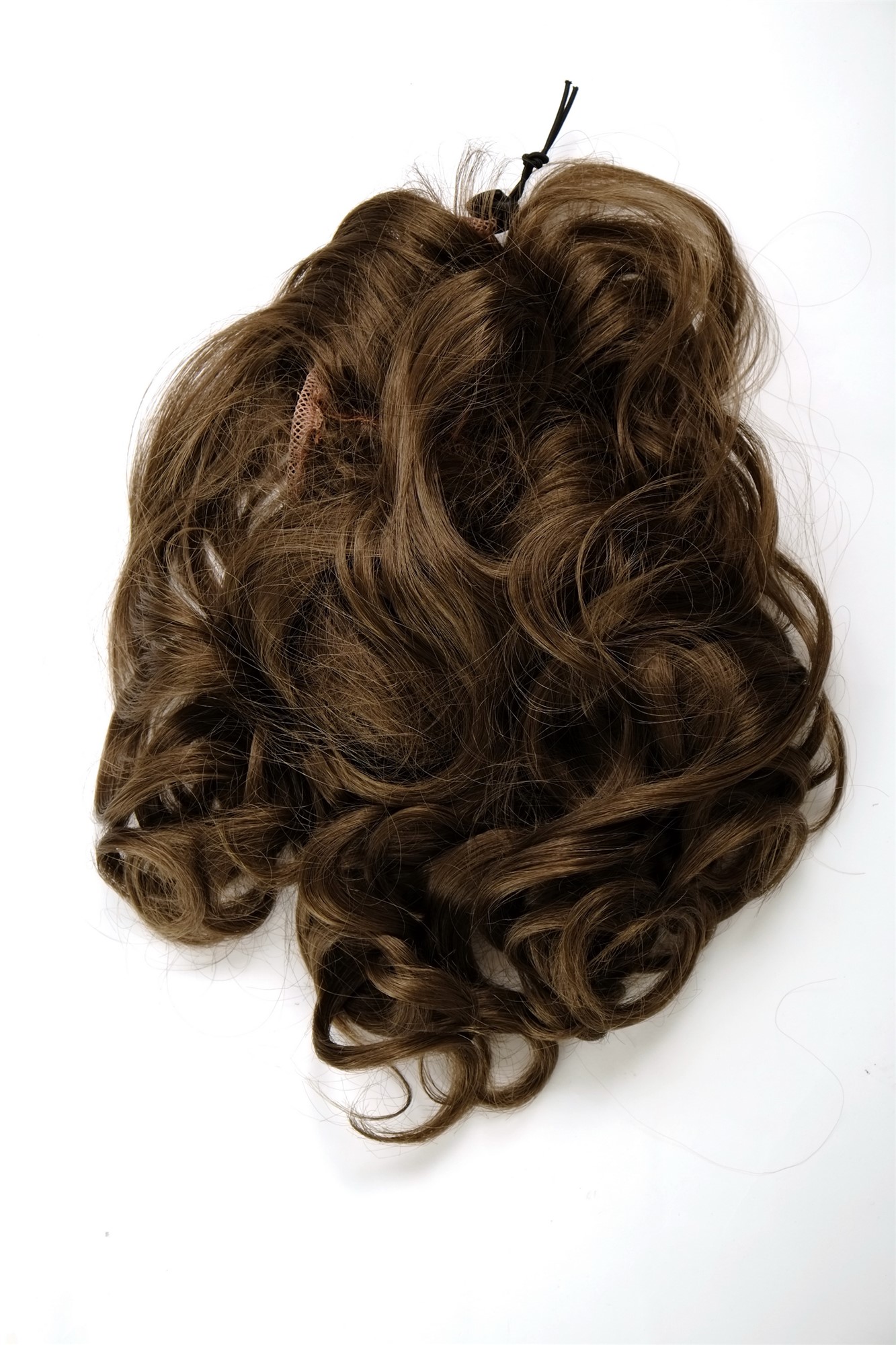 hochwertiges Haarteil Butterfly-Clip + Steckkämme + Gummizug lockig Goldbraun WK08-10, Ansicht 3, WIG ME UP: Ihr Perücken Online Shop lockiges Zopf-Haarteil Mittel-Goldbraun 60 cm lang