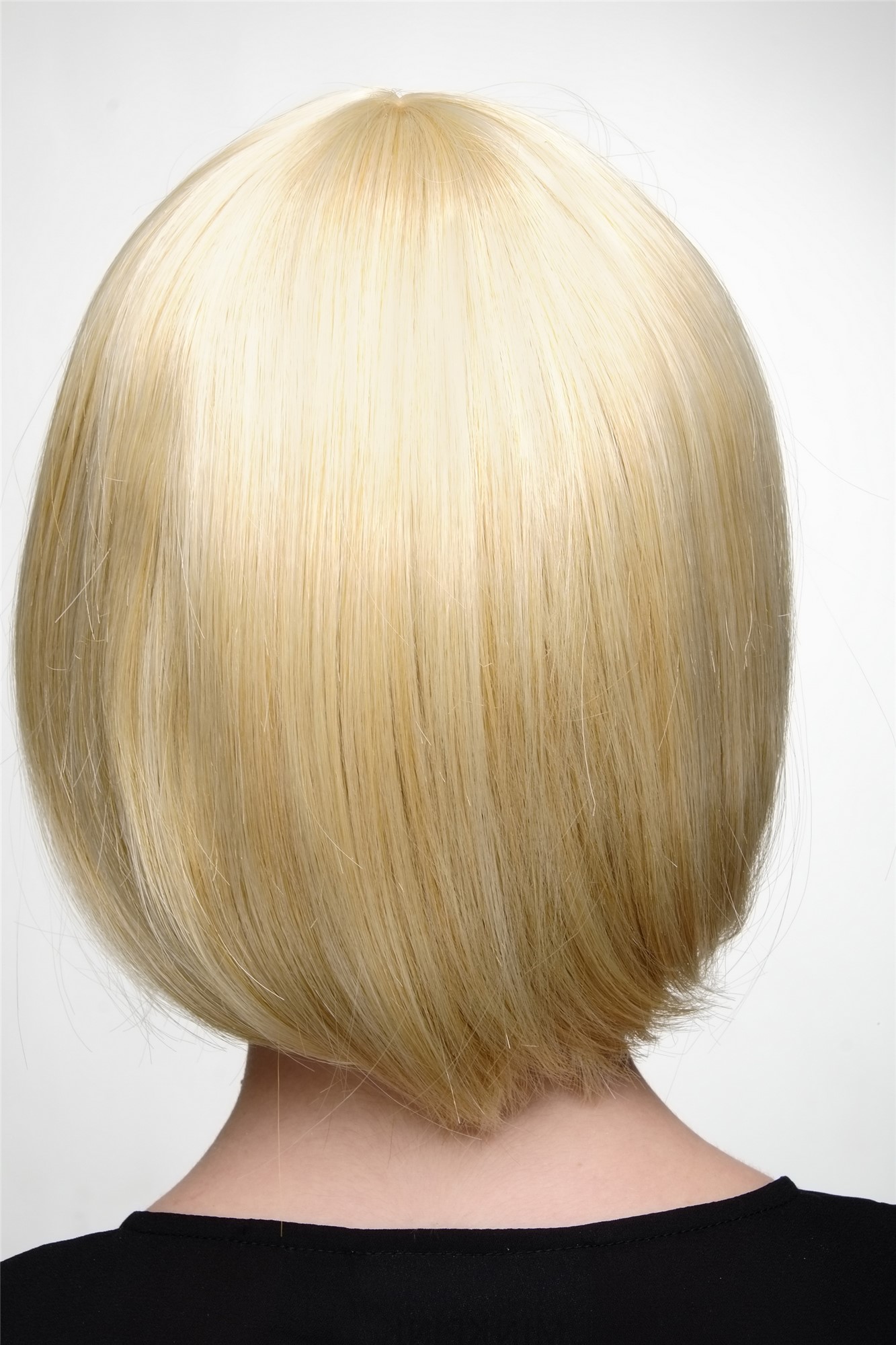 Quality Wigs, Ladies, light golden blonde, straight, short