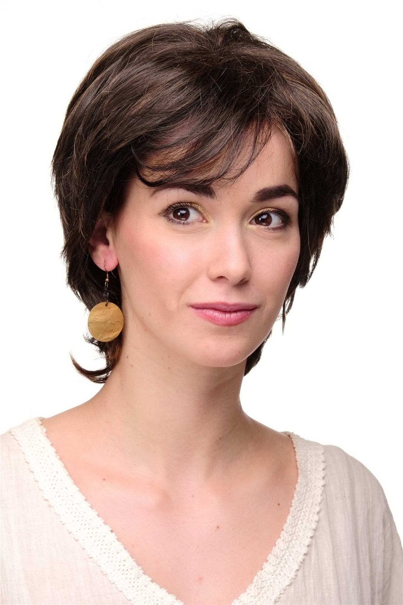 hochwertige Qualitätsperücken, Damenperücke kurz braun Scheitel Strähnchen Modell: TYW60311, Vorderansicht, WIG ME UP: Ihr Perücken Online Shop glatte Tressen-Perücke Mittelbraun kurze Haare für Damen