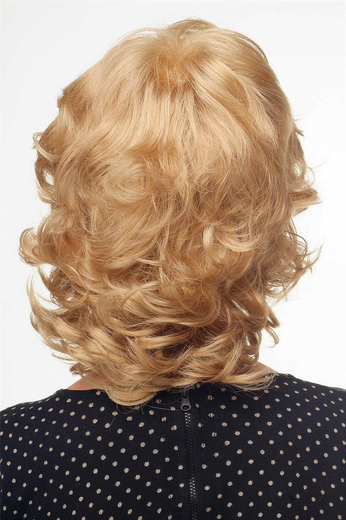 hochwertige Qualitätsperücken, Damenperücke mittellang goldblond wellig Modell: 81437, Ansicht 4, WIG ME UP: Ihr Perücken Online Shop wellige Tressen-Perücke Goldblond schulterlange Haare für Damen