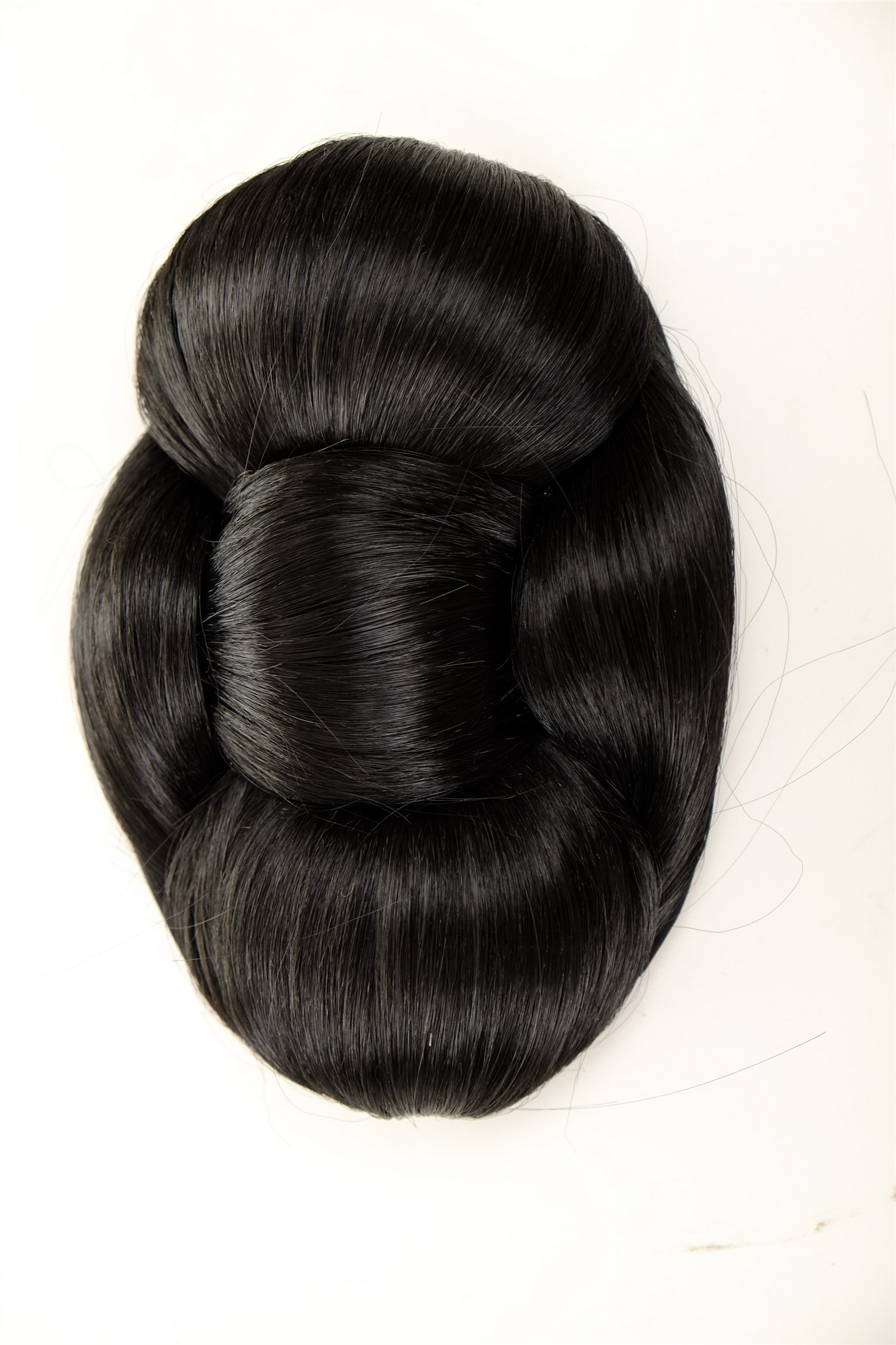 Hair Bun, velvet black, straight, short