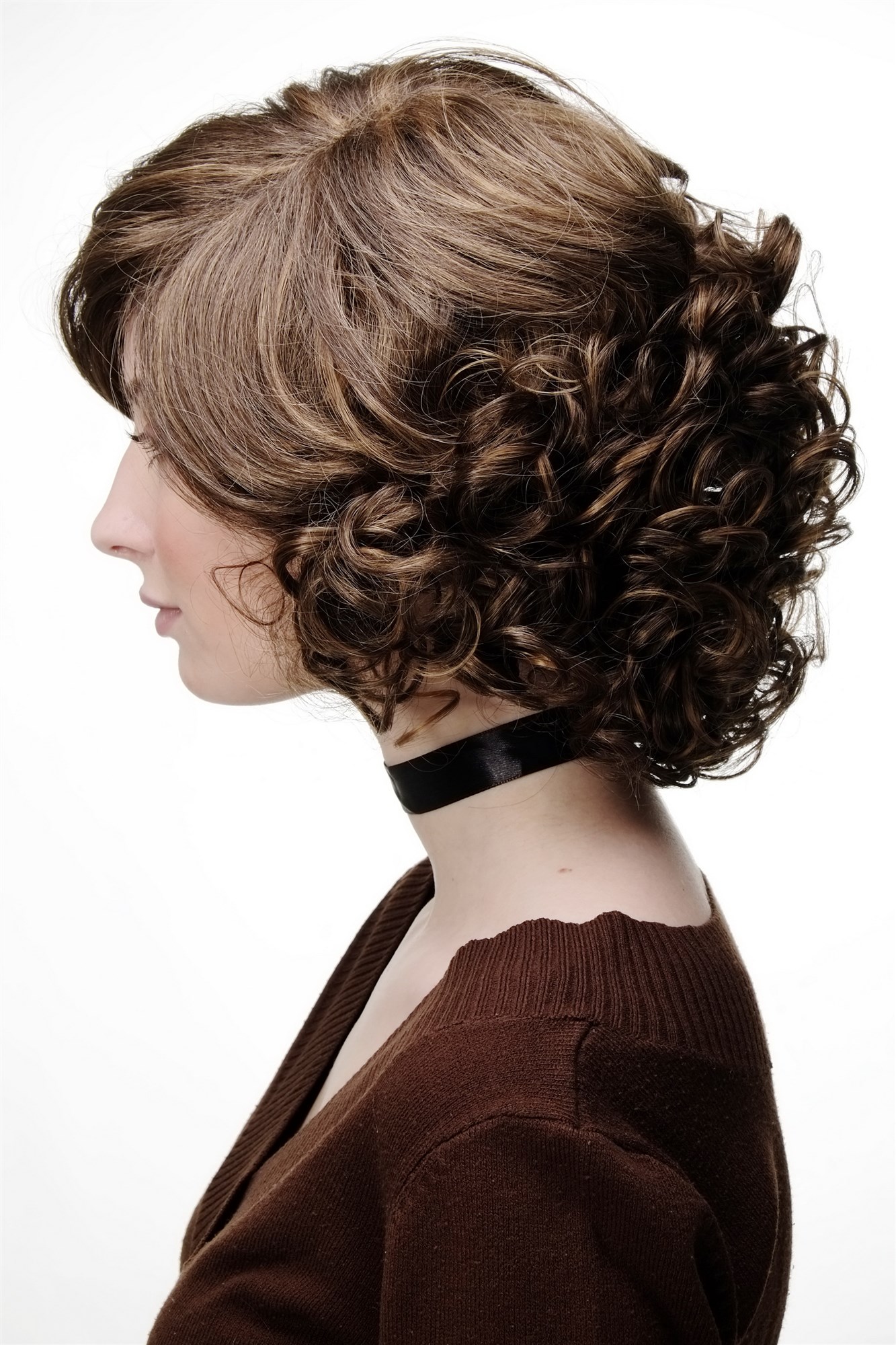 hochwertige Qualitätsperücken, Perücke Braun Gesträhnt Lockig GFW1646-8H27, Ansicht 2, WIG ME UP: Ihr Perücken Online Shop lockige Tressen-Perücke Dunkelbraun-Mittelblond-Mix kurze Haare für Damen