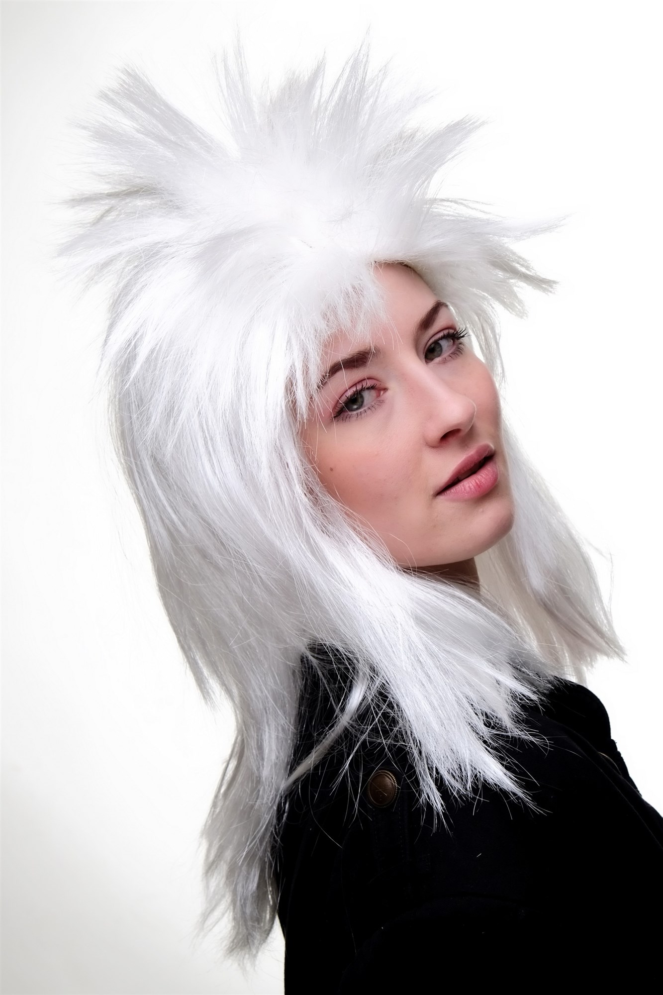 Party Wig, Ladies, White, wavy, shoulder-length