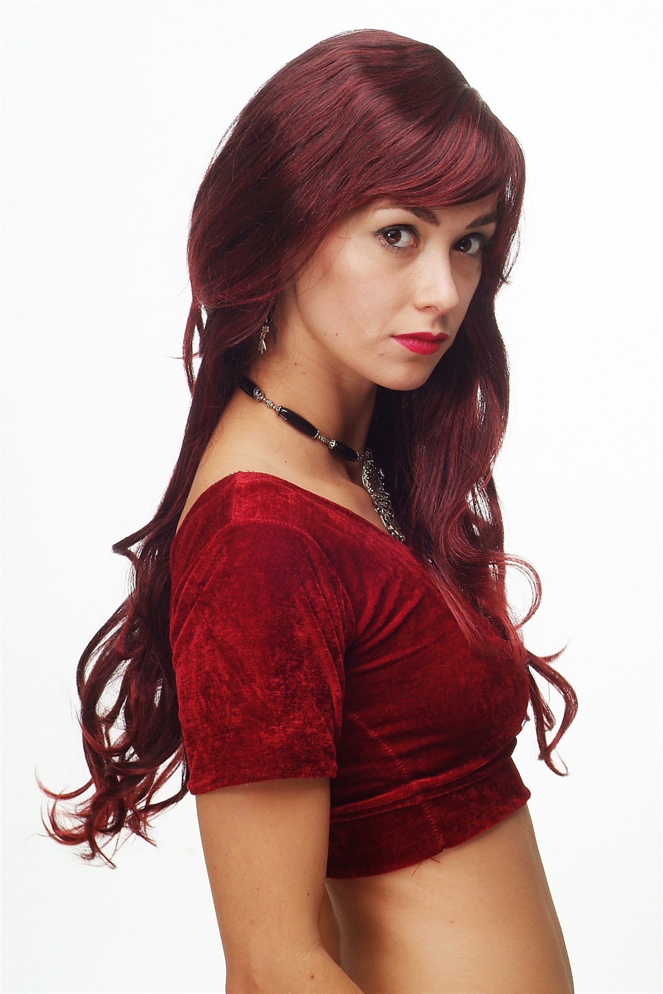 hochwertige Qualitätsperücken, Perücke lang wallendes Haar wellig leicht lockig Schwarz-Rot-Mix 9204S-1BT39, Ansicht 5, WIG ME UP: Ihr Perücken Online Shop lockige Tressen-Perücke mit Kopfhaut-Imitat Samtschwarz-Granatrot lange Haare für Damen