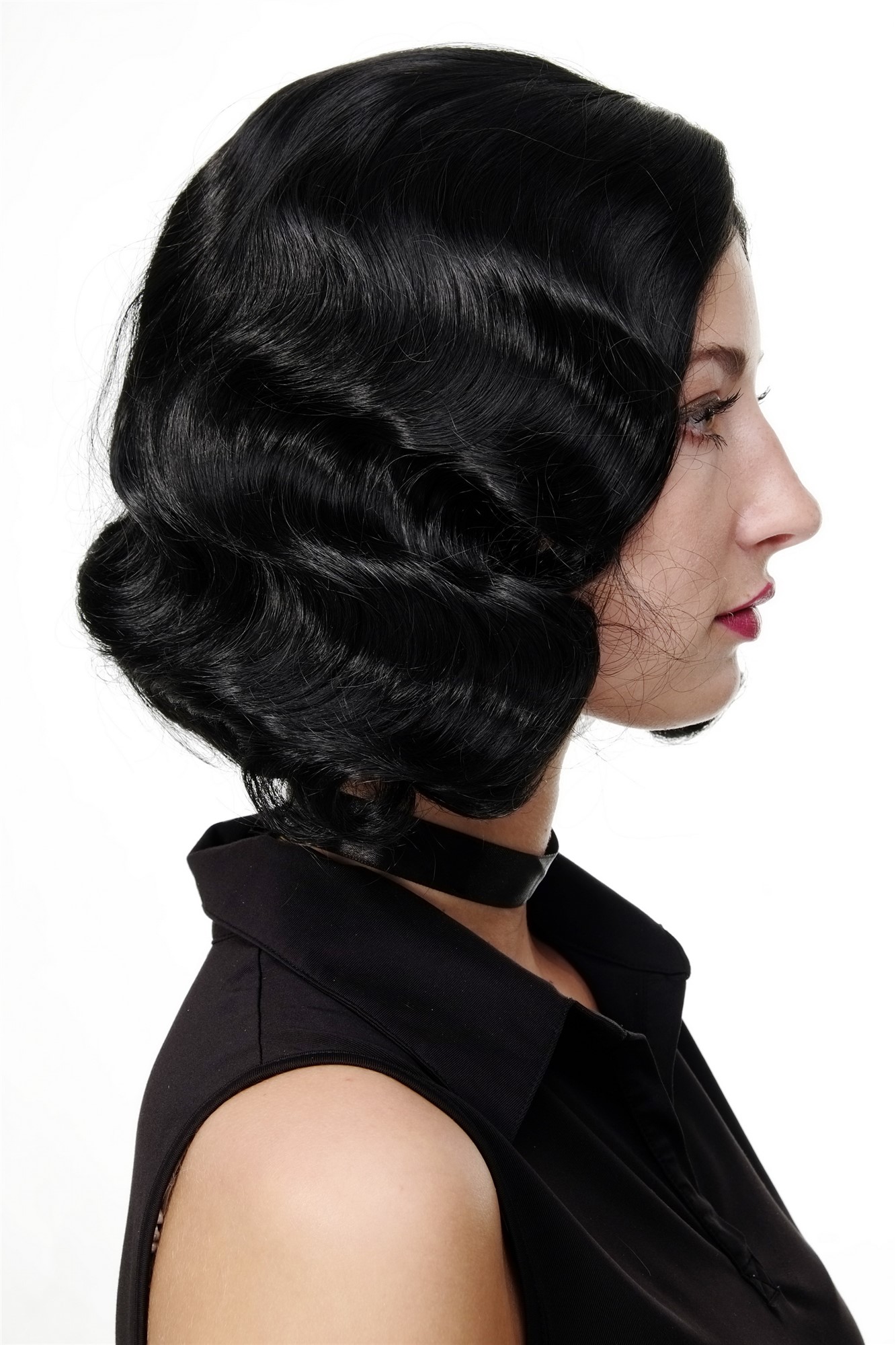 hochwertige Qualitätsperücken, Perücke 20er Jahre Swing Charleston Schwarz GFW1726-1B, Ansicht 3, WIG ME UP: Ihr Perücken Online Shop wellige Tressen-Perücke mit Kopfhaut-Imitat Samtschwarz kurze Haare für Damen