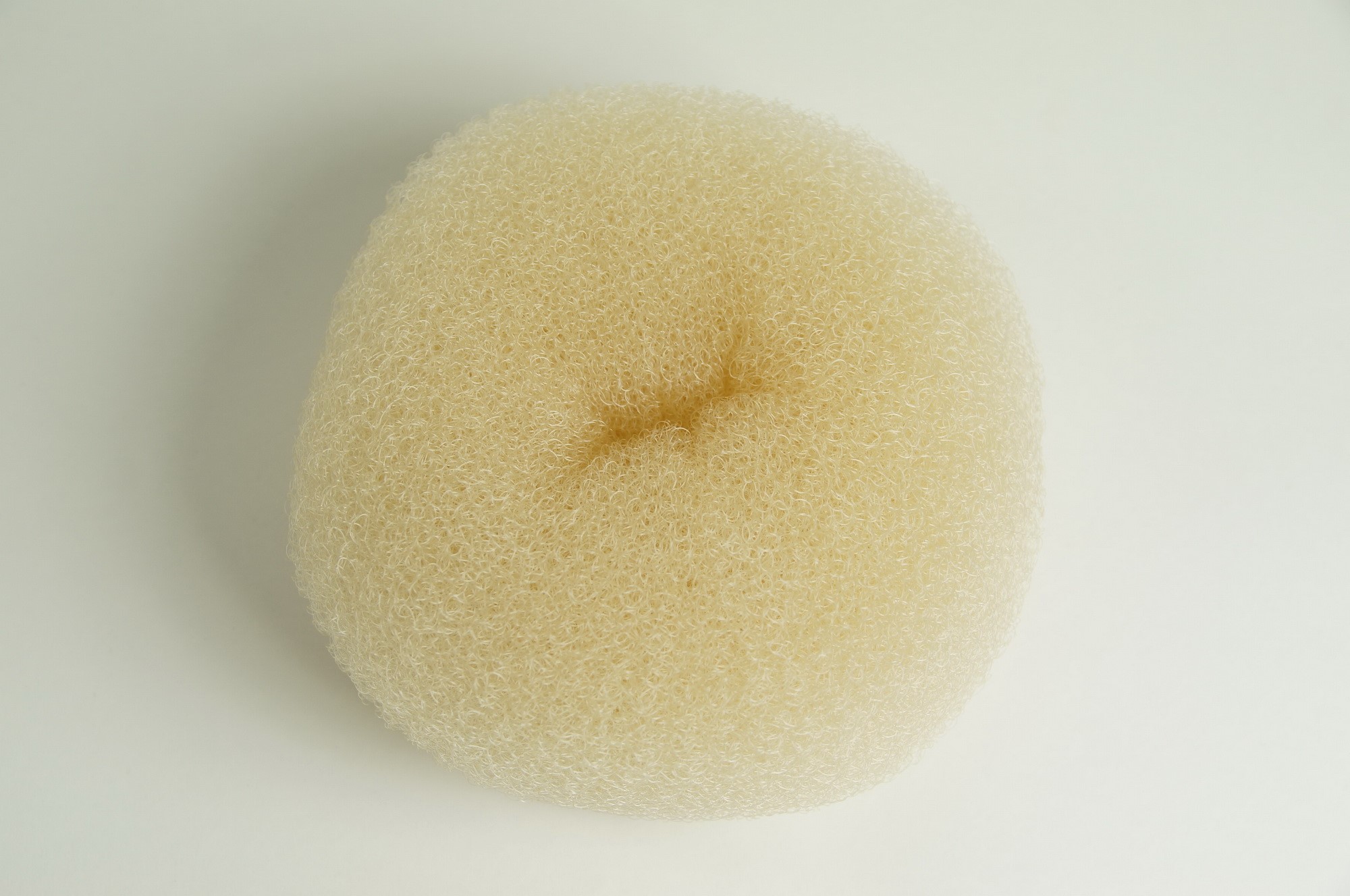XXL Bun Cushion Donut as Base for Hairbun Hairknot blonde 6x3 inches RH-046, view 3, WIG ME UP: Your Perücken Online Shop Hairnets, Bun Cushions & More, Blonde, straight, short