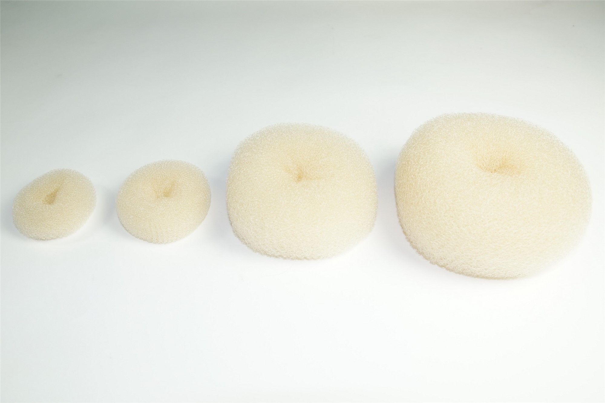 Small Bun Cushion Donut as Base for Hairbun Hairknot blond 2x1 inches RH-046, view 3, WIG ME UP: Your Perücken Online Shop Hairnets, Bun Cushions & More, Blonde, straight, short