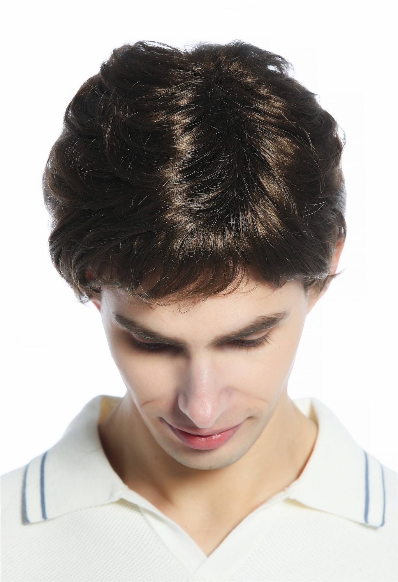 hochwertige Qualitätsperücken, Perücke kurz leicht wellig Mittelbraun DW1335-10, Ansicht 4, WIG ME UP: Ihr Perücken Online Shop lockige Tressen-Perücke Mittelbraun kurze Haare für Unisex