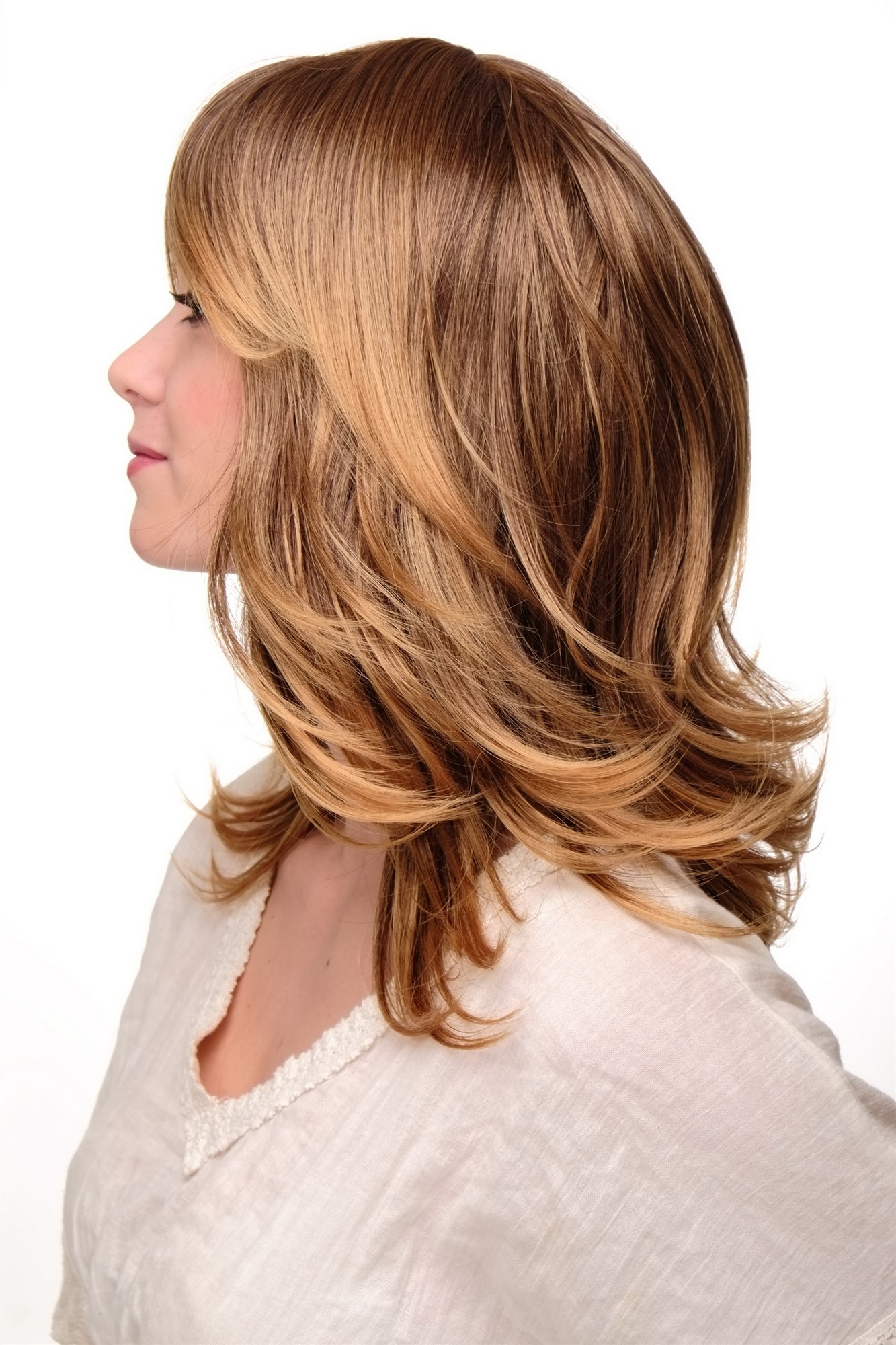 hochwertige Qualitätsperücken, Perücke glatt halblang Braun Blond Mix Modell: TYW60349, Ansicht 3, WIG ME UP: Ihr Perücken Online Shop wellige Tressen-Perücke mit Kopfhaut-Imitat Kastanie-Gelbblond-Mix schulterlange Haare für Damen