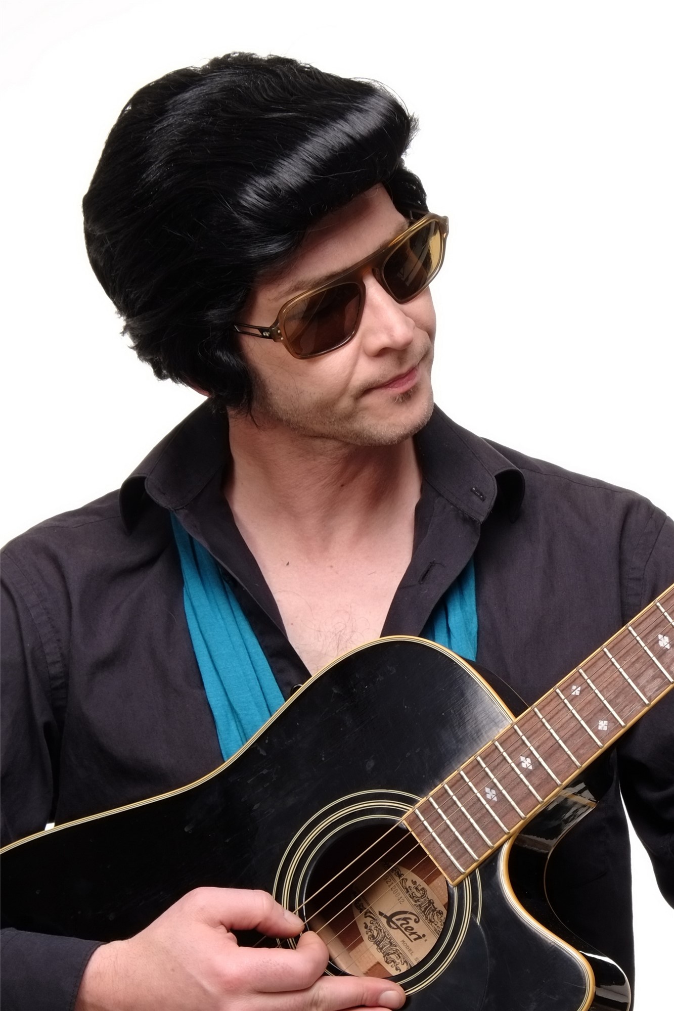 hochwertige Qualitätsperücken, Herren Perücke Rockabilly Schwarz Tolle Modell: F331A, Ansicht 2, WIG ME UP: Ihr Perücken Online Shop wellige Tressen-Perücke Samtschwarz kurze Haare für Herren