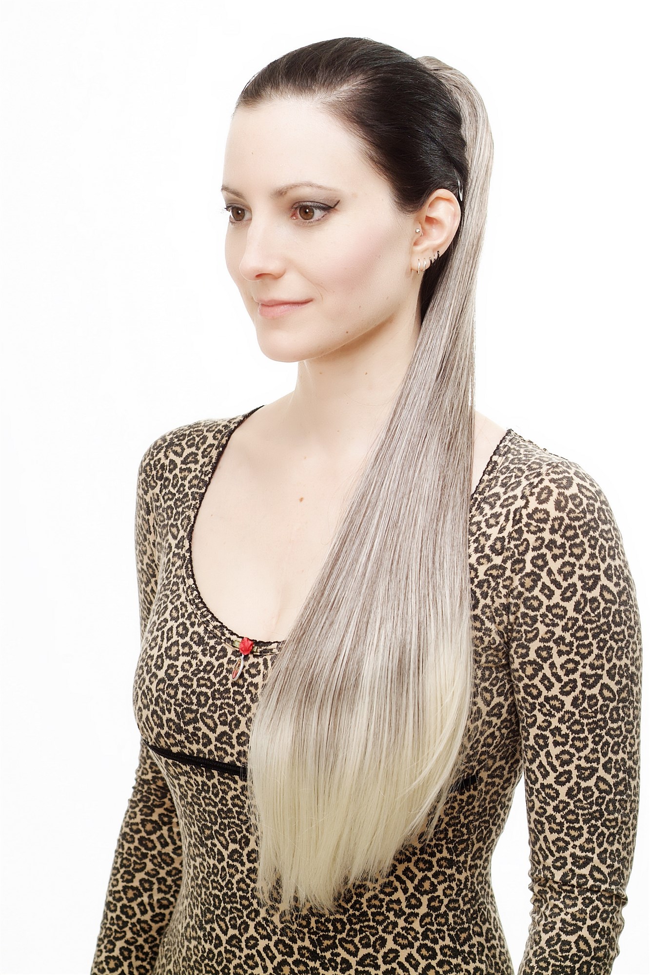 hochwertiges Haarteil Zopf mit Butterfly-Clip sehr lang glatt Braun-Blond-Mix T113-6T613, Ansicht 3, WIG ME UP: Ihr Perücken Online Shop glattes Zopf-Haarteil Braun-Blond-Mix 70 cm lang