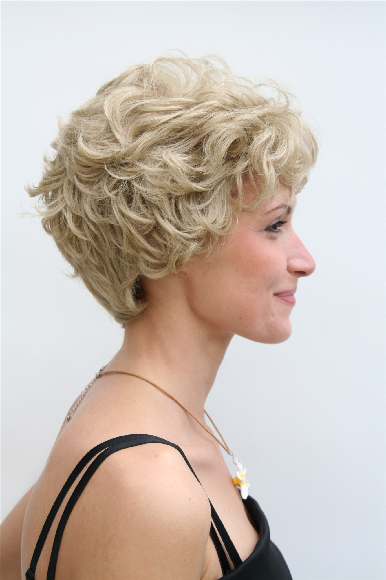 CLASSY Lady  Wig RETRO middle-aged matured BLOND/BRUNETTE mix CURLY (6422 Colour 613L/18), view 3, WIG ME UP: Your Perücken Online Shop Quality Wigs, Ladies, blonde-brown mix, wavy, short