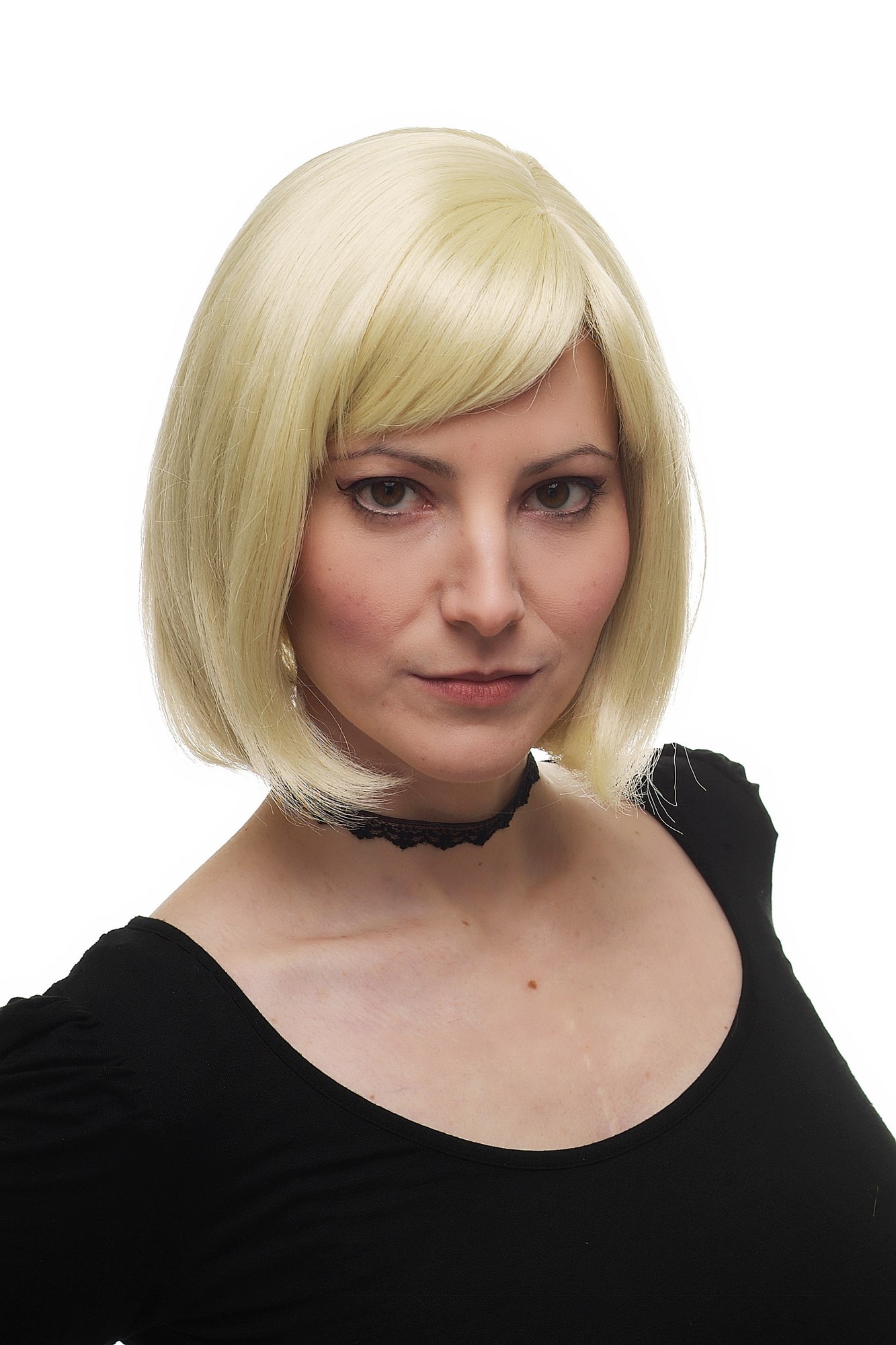 hochwertige Qualitätsperücken, Damen Perücke kurz Bob warmes helles Blond 3270-88E, Ansicht 3, WIG ME UP: Ihr Perücken Online Shop glatte Tressen-Perücke mit Kopfhaut-Imitat Schwedenblond kurze Haare für Damen