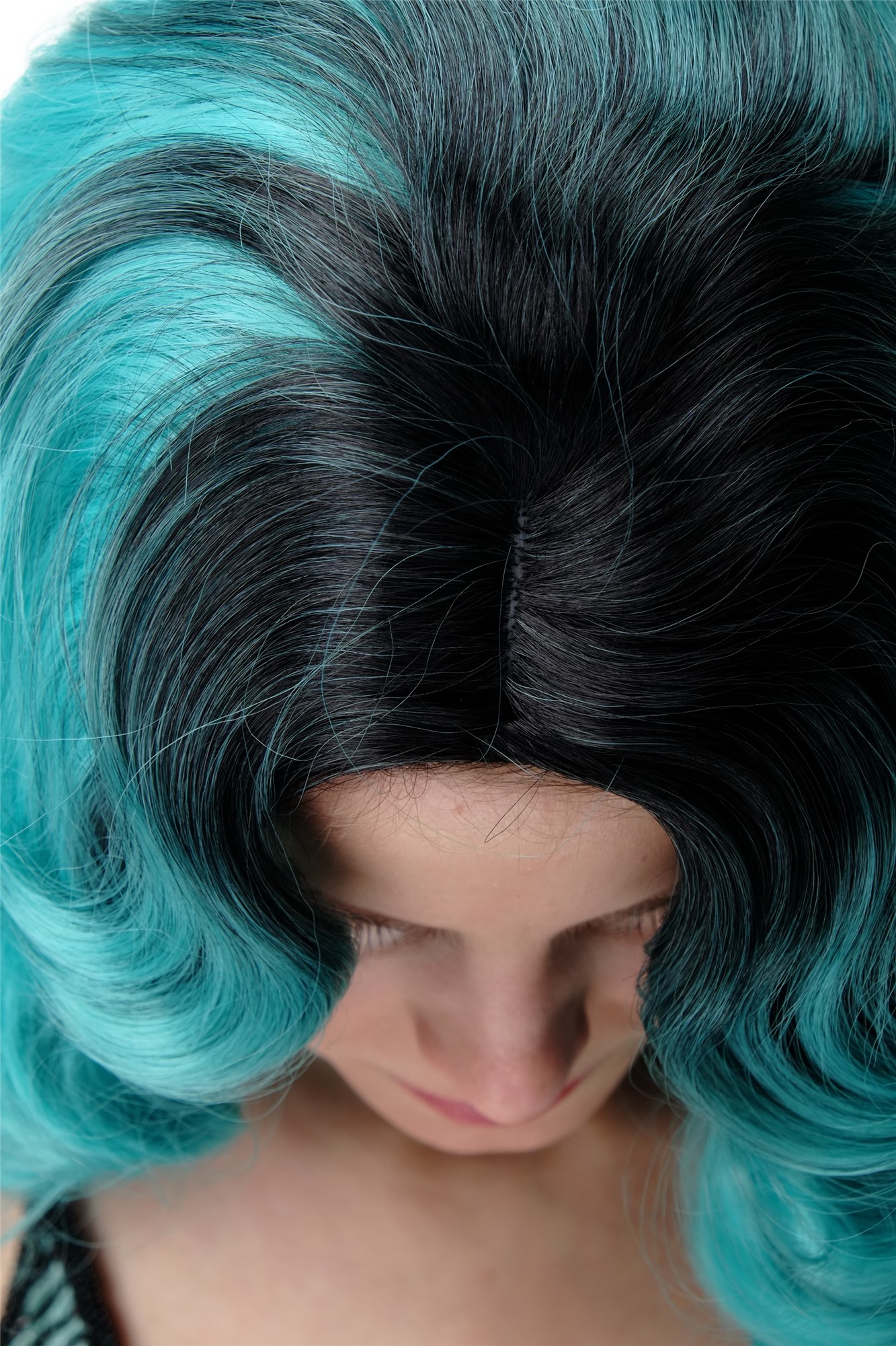 Quality Wigs, Ladies, turquoise green-deep black mix, wavy, shoulder-length