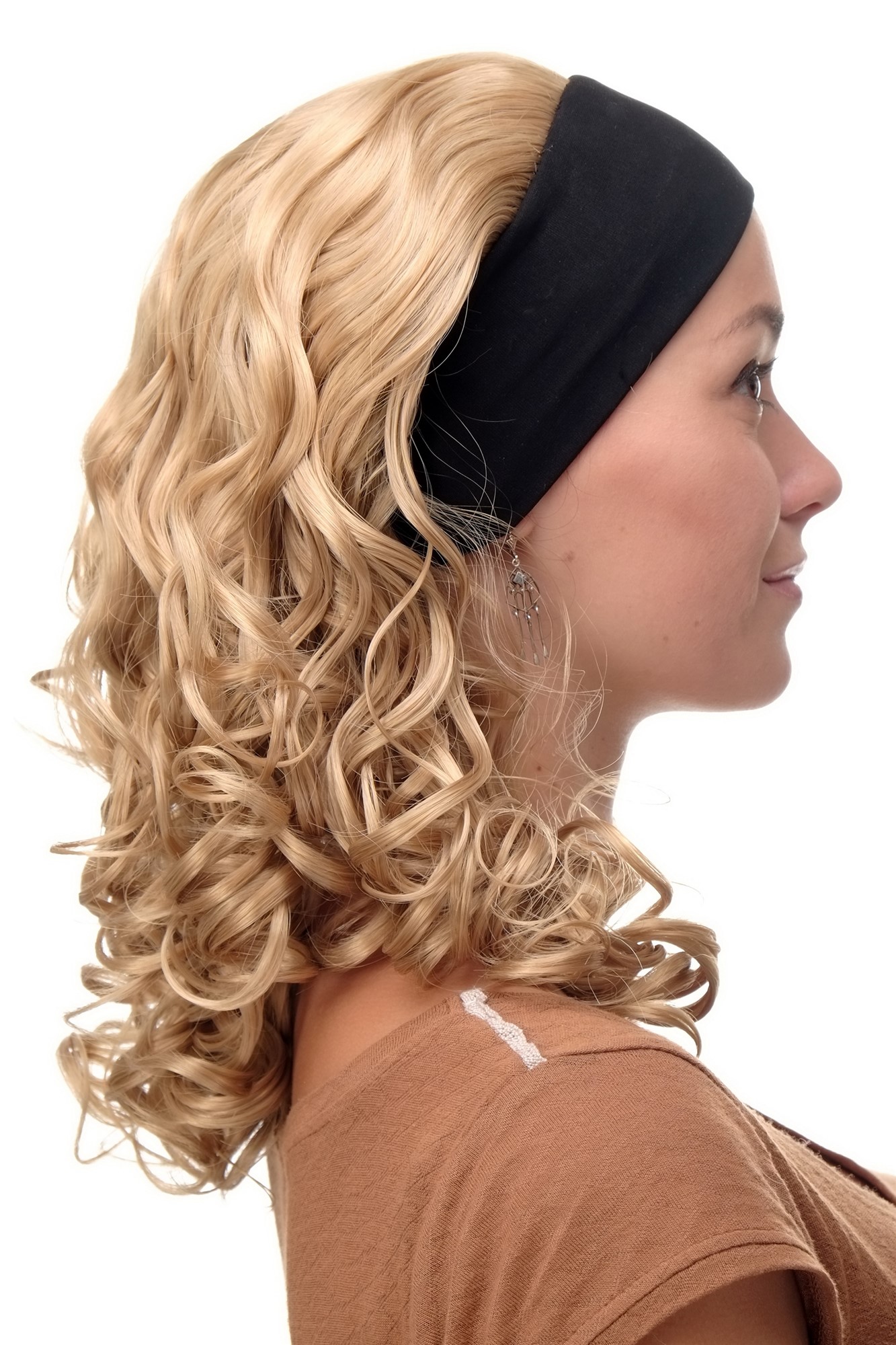 hochwertige Qualitätsperücken, Perücke Stirnband Goldblond Locken Schulterlang BRO-704-24B, Ansicht 3, WIG ME UP: Ihr Perücken Online Shop lockige Tressen-Perücke mit Stirnband Goldblond schulterlange Haare für Damen