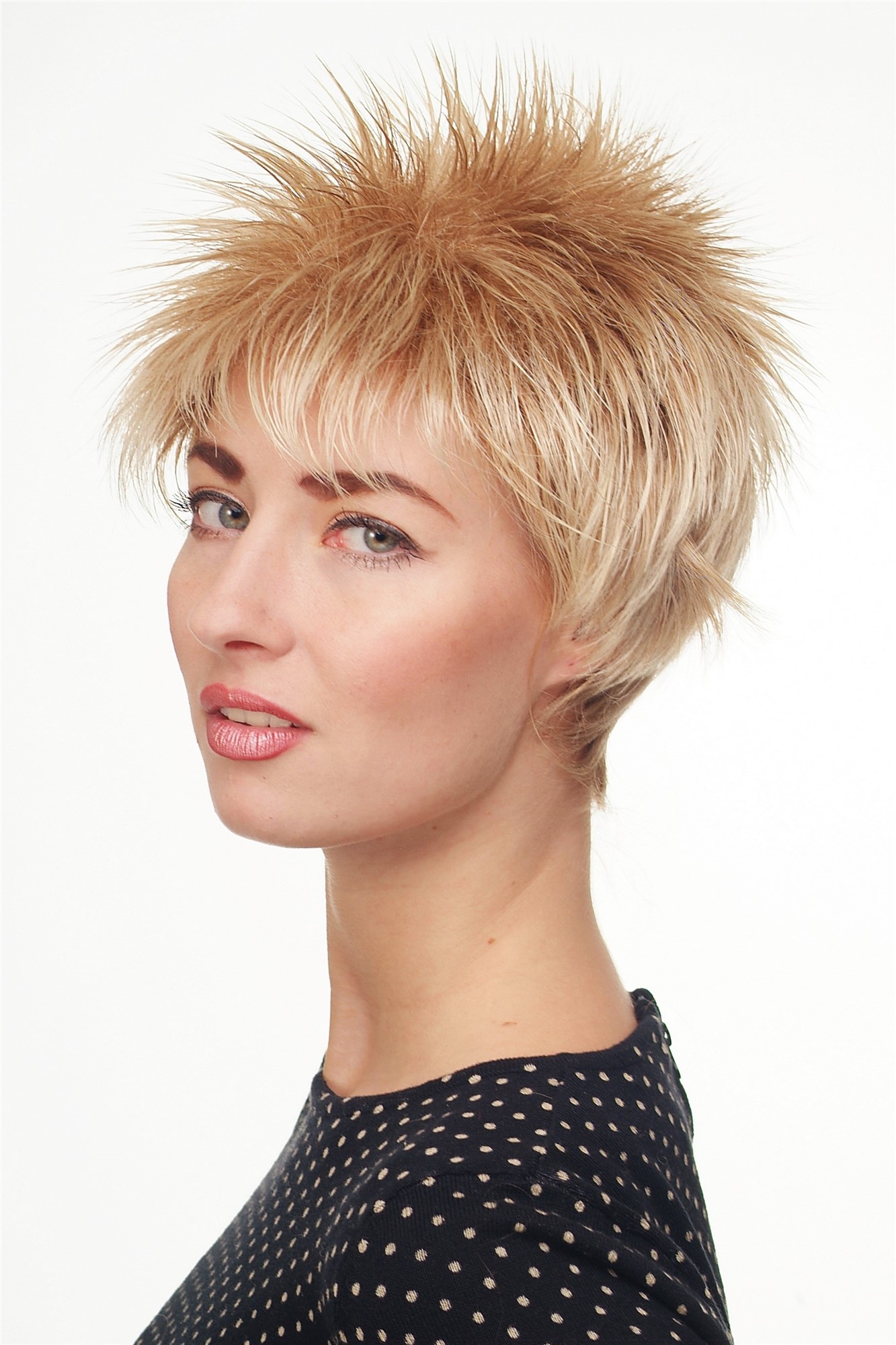 hochwertige Qualitätsperücken, Perücke kurz wilde Strähnen Blond Modell: 3324, Ansicht 3, WIG ME UP: Ihr Perücken Online Shop wellige Tressen-Perücke Erdbeerblond-Platinblond-Mix kurze Haare für Damen