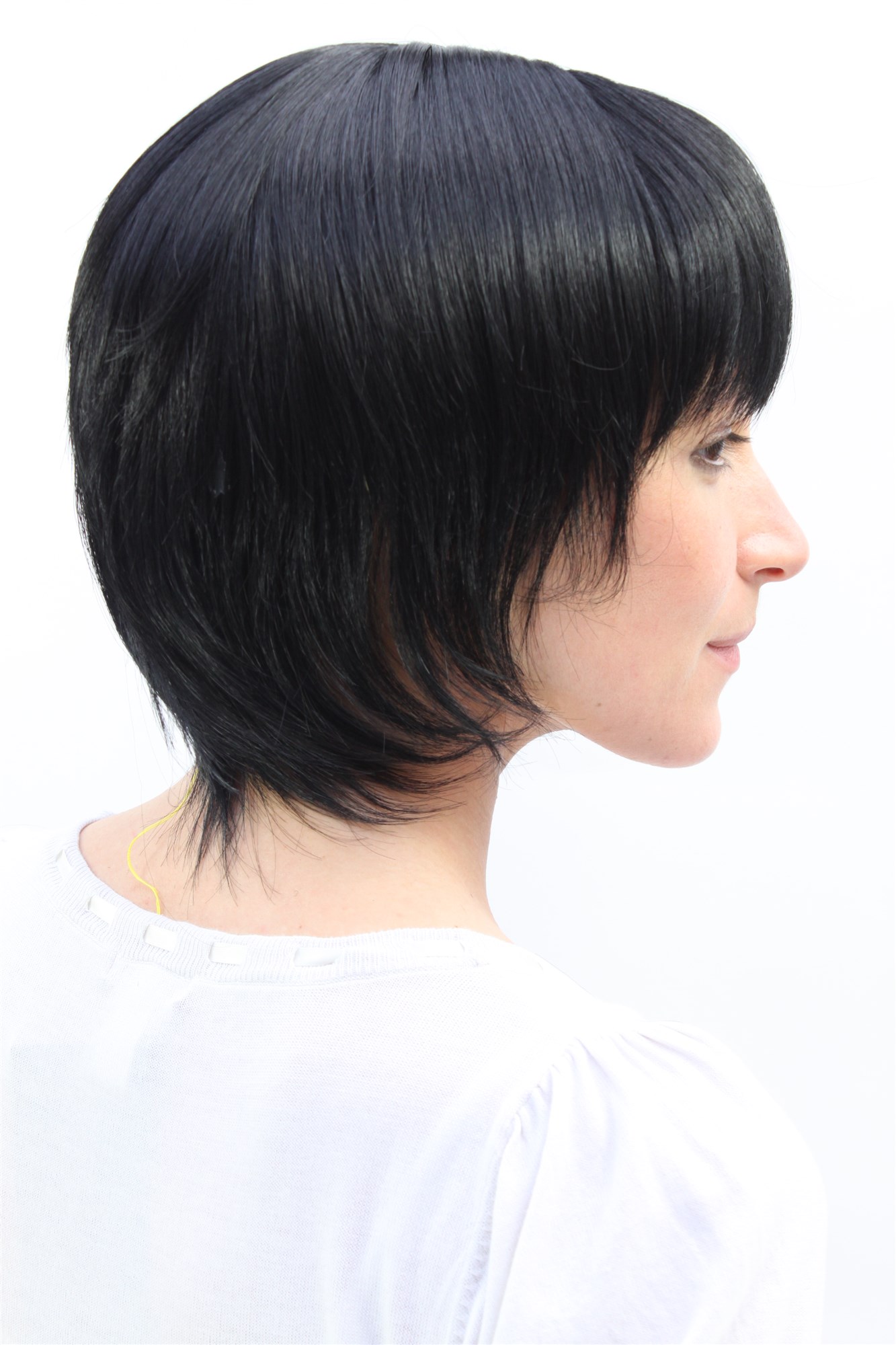 hochwertige Qualitätsperücken, Schwarze Frauen Perücke kurz Bob ausgefranster fransiger Look 1003-1, Ansicht 3, WIG ME UP: Ihr Perücken Online Shop glatte Tressen-Perücke mit Kopfhaut-Imitat Schwarz kurze Haare für Damen