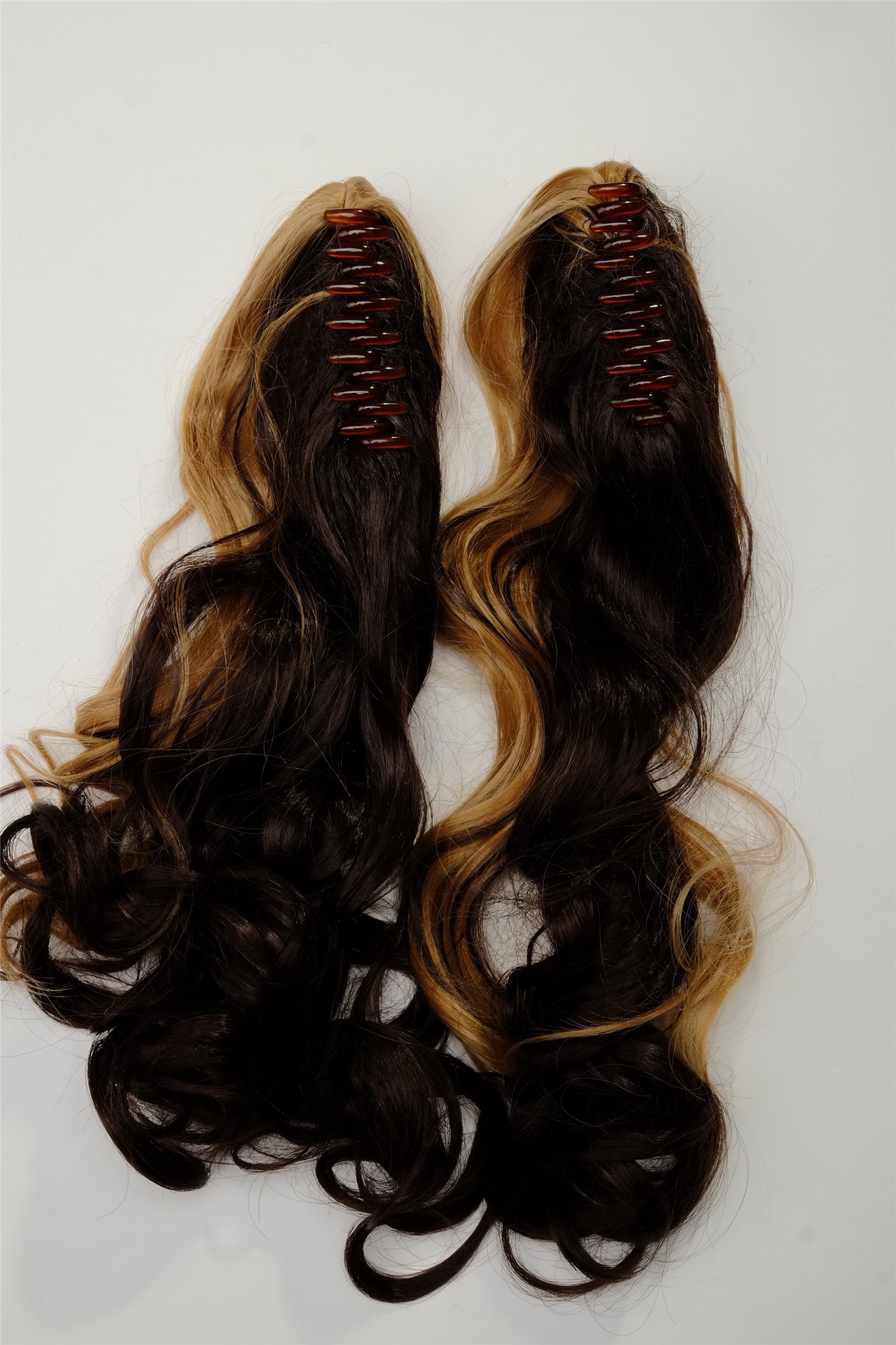 hochwertige Qualitätsperücken, Perücke Cosplay Lang Zöpfe Braun Blond GFW2173-6+22-144, Ansicht 5, WIG ME UP: Ihr Perücken Online Shop lockige Tressen-Perücke mit Kopfhaut-Imitat Braun-Blond-Mix lange Haare für Damen