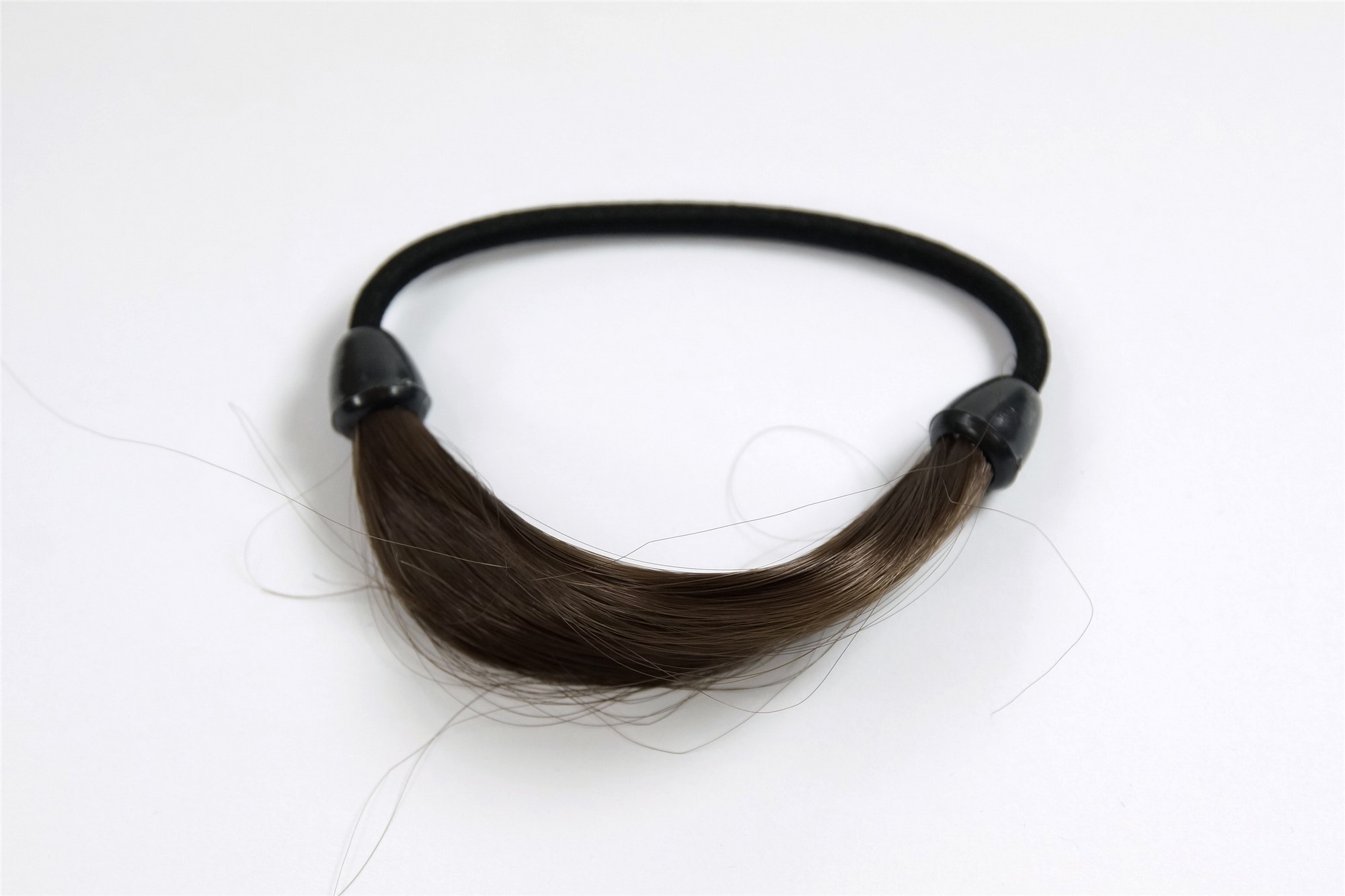 Scrunchie, medium brown, straight, short