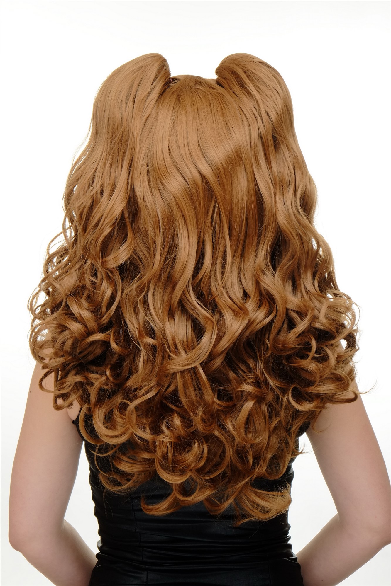 Quality Wigs, Ladies, strawberry blonde, curled, shoulder-length