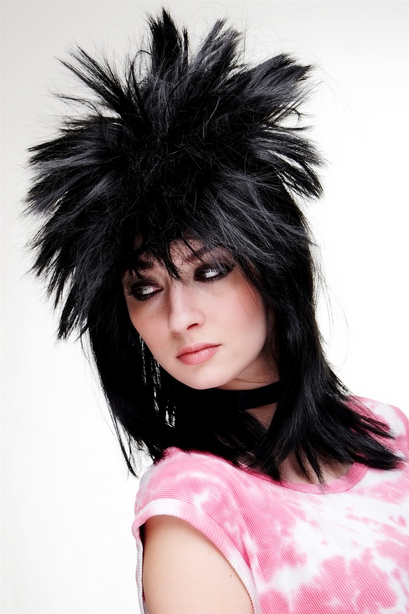 günstige Party Perücke, Perücke Heavy Metal Gothic schwarz lm-665-P103, Ansicht 4, WIG ME UP: Ihr Perücken Online Shop wellige Party Perücke schwarz schulterlange Haare für Damen