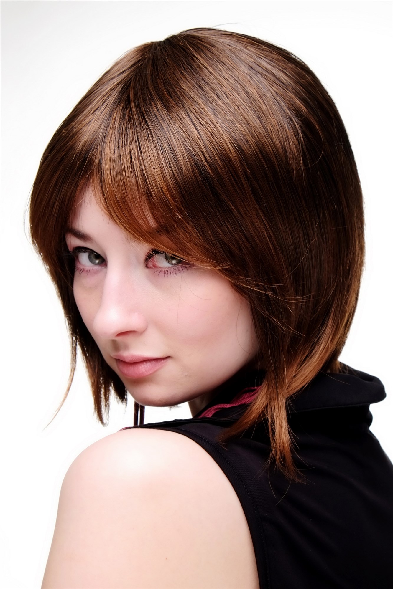 hochwertige Qualitätsperücken, Damen Perücke Bob natürlicher Braun-Mix 49023-2T30, Ansicht 2, WIG ME UP: Ihr Perücken Online Shop glatte Tressen-Perücke mit Kopfhaut-Imitat Braun kurze Haare für Damen