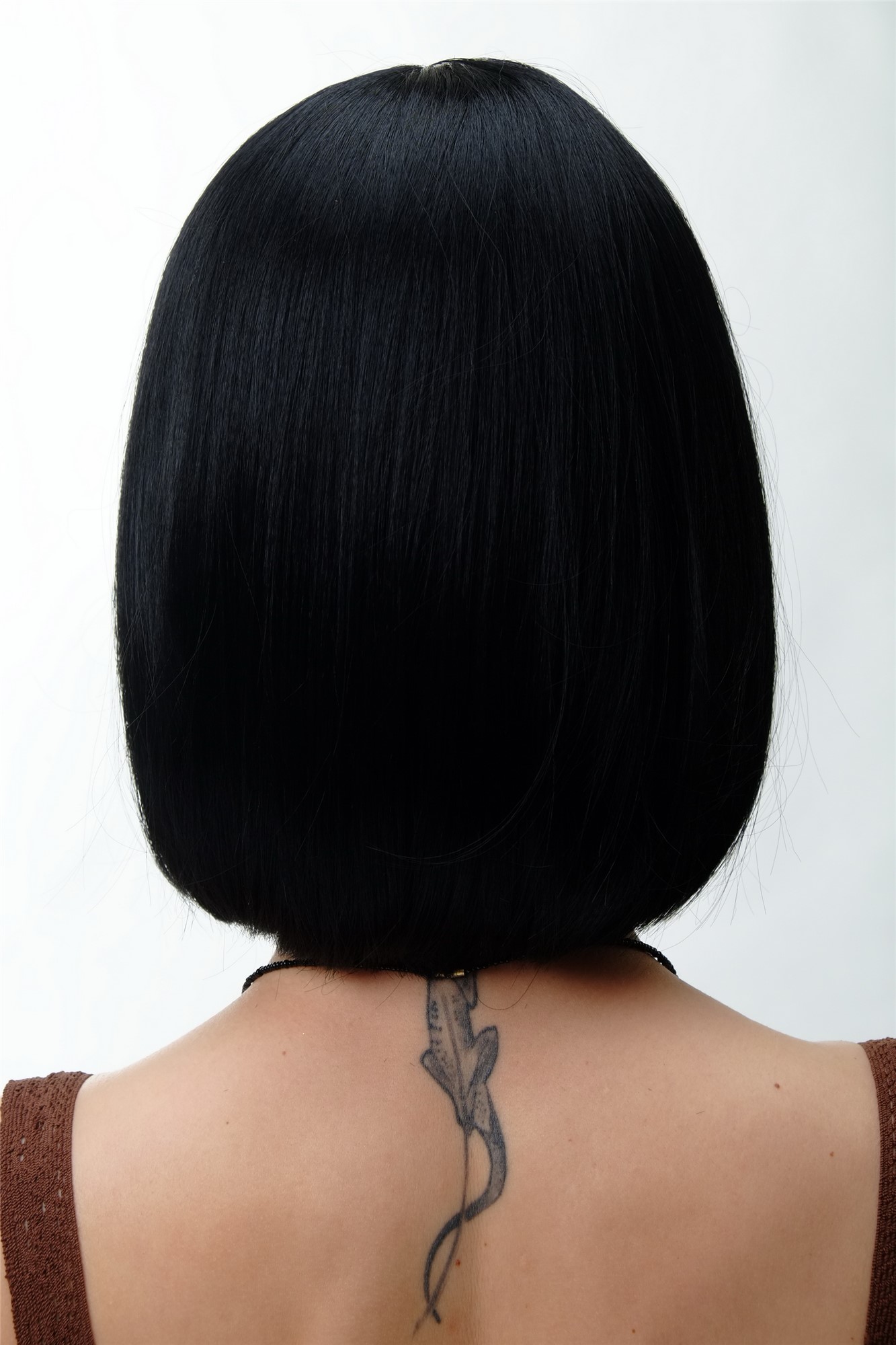 hochwertige Qualitätsperücken, Perücke Damen Bobfrisur Long Bob Pony glatt Schwarz 7803-1, Ansicht 4, WIG ME UP: Ihr Perücken Online Shop glatte Tressen-Perücke mit Kopfhaut-Imitat Schwarz kurze Haare für Damen