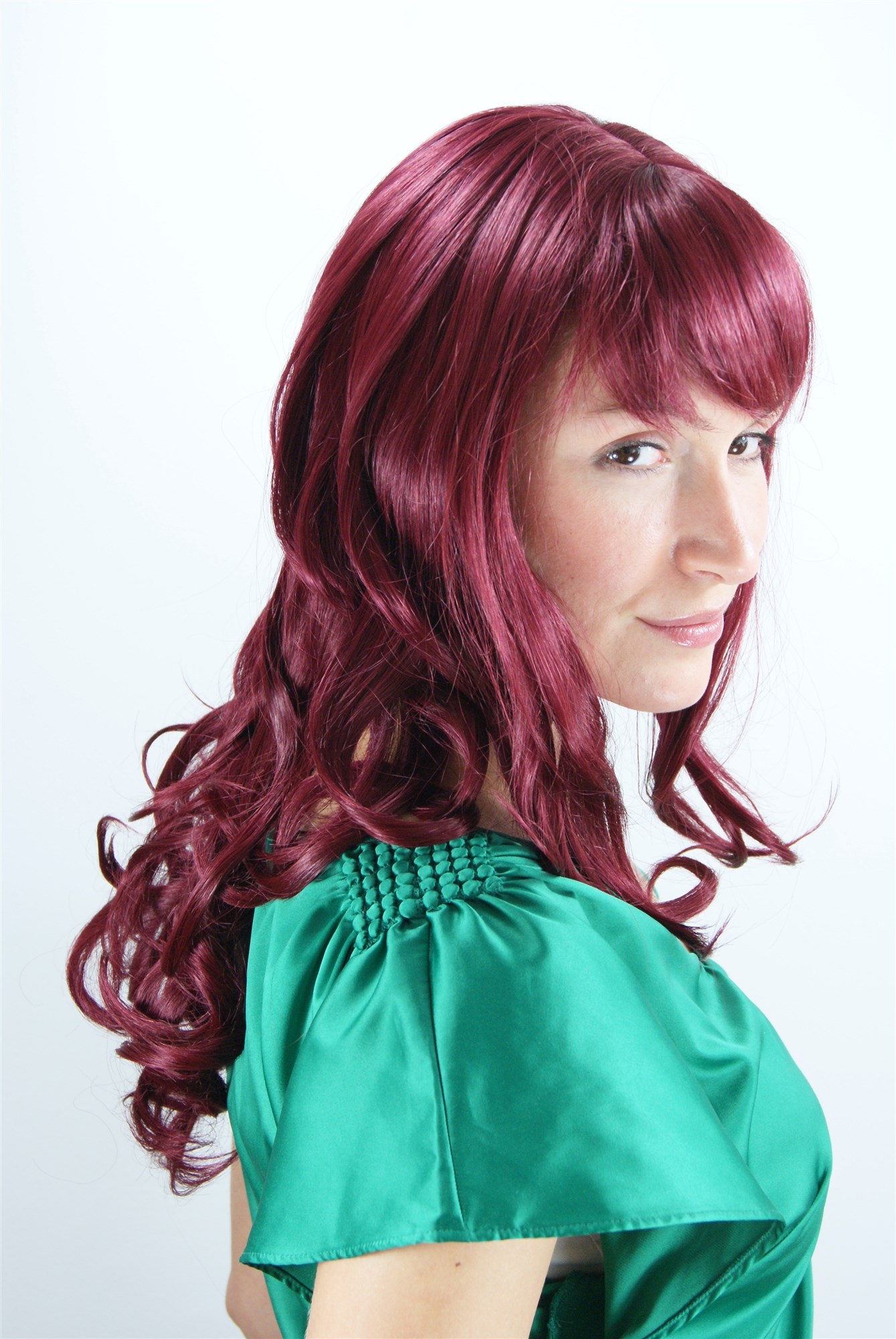 hochwertige Qualitätsperücken, Elegante Damen Perücke lange lockige Haare Pony Aubergine-Rot 3001-39, Ansicht 4, WIG ME UP: Ihr Perücken Online Shop lockige Tressen-Perücke mit Kopfhaut-Imitat Rot lange Haare für Damen