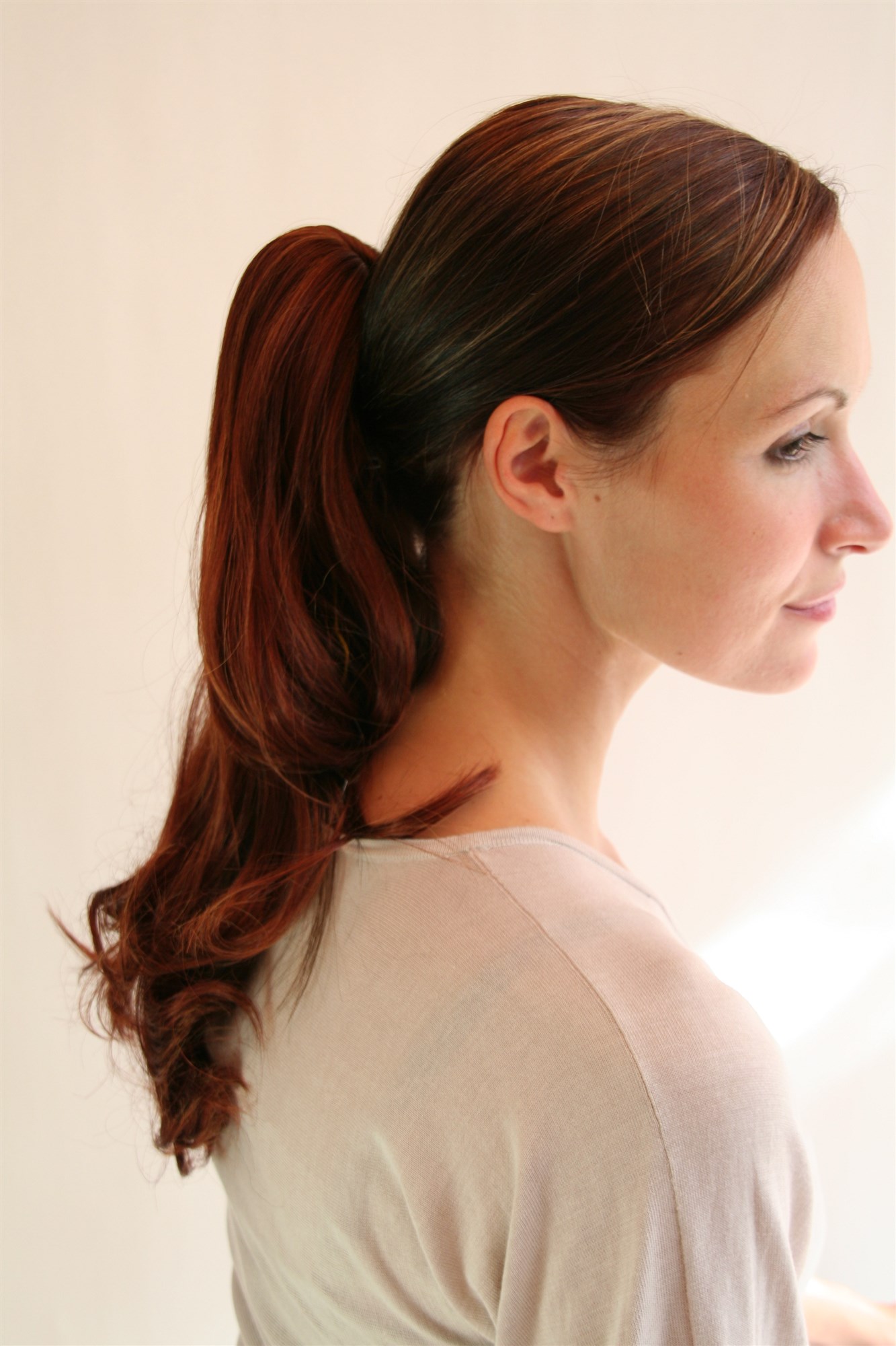 Ponytails, brown-red mix, wavy, shoulder-length