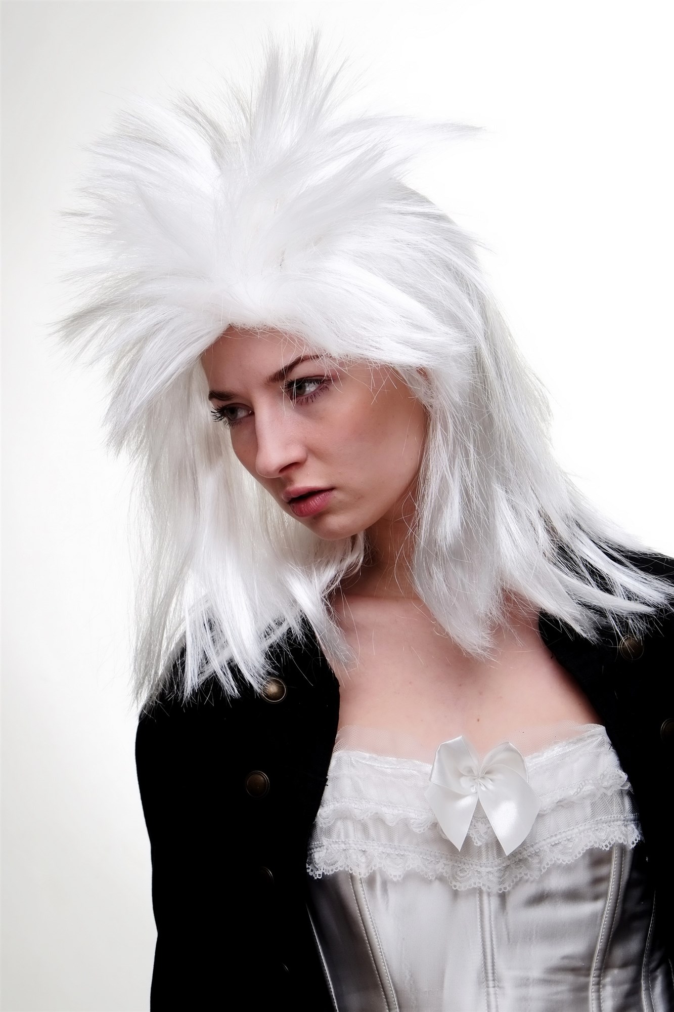 Party Wig, Ladies, White, wavy, shoulder-length