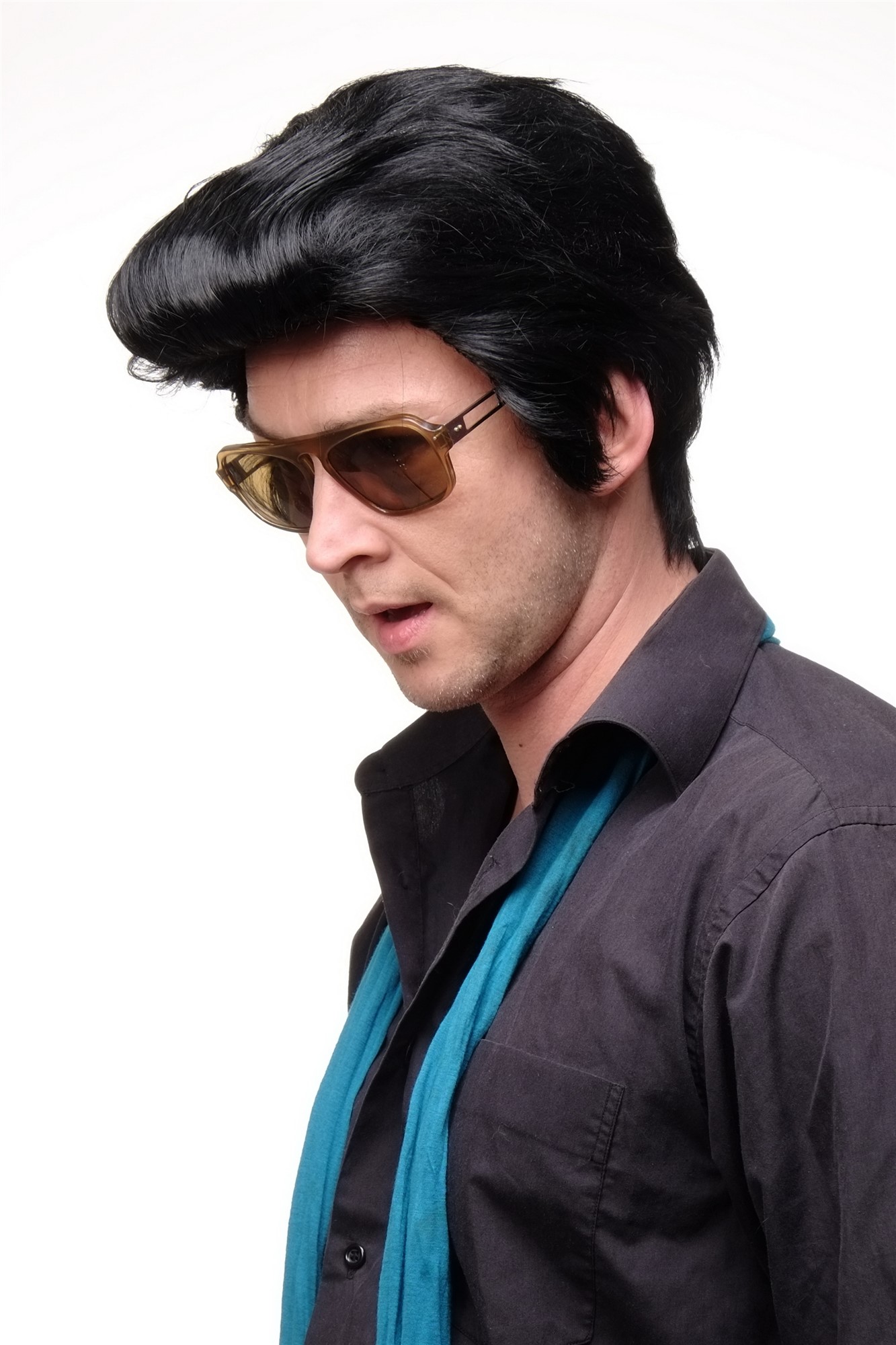 hochwertige Qualitätsperücken, Herren Perücke Rockabilly Schwarz Tolle Modell: F331A, Ansicht 3, WIG ME UP: Ihr Perücken Online Shop wellige Tressen-Perücke Samtschwarz kurze Haare für Herren